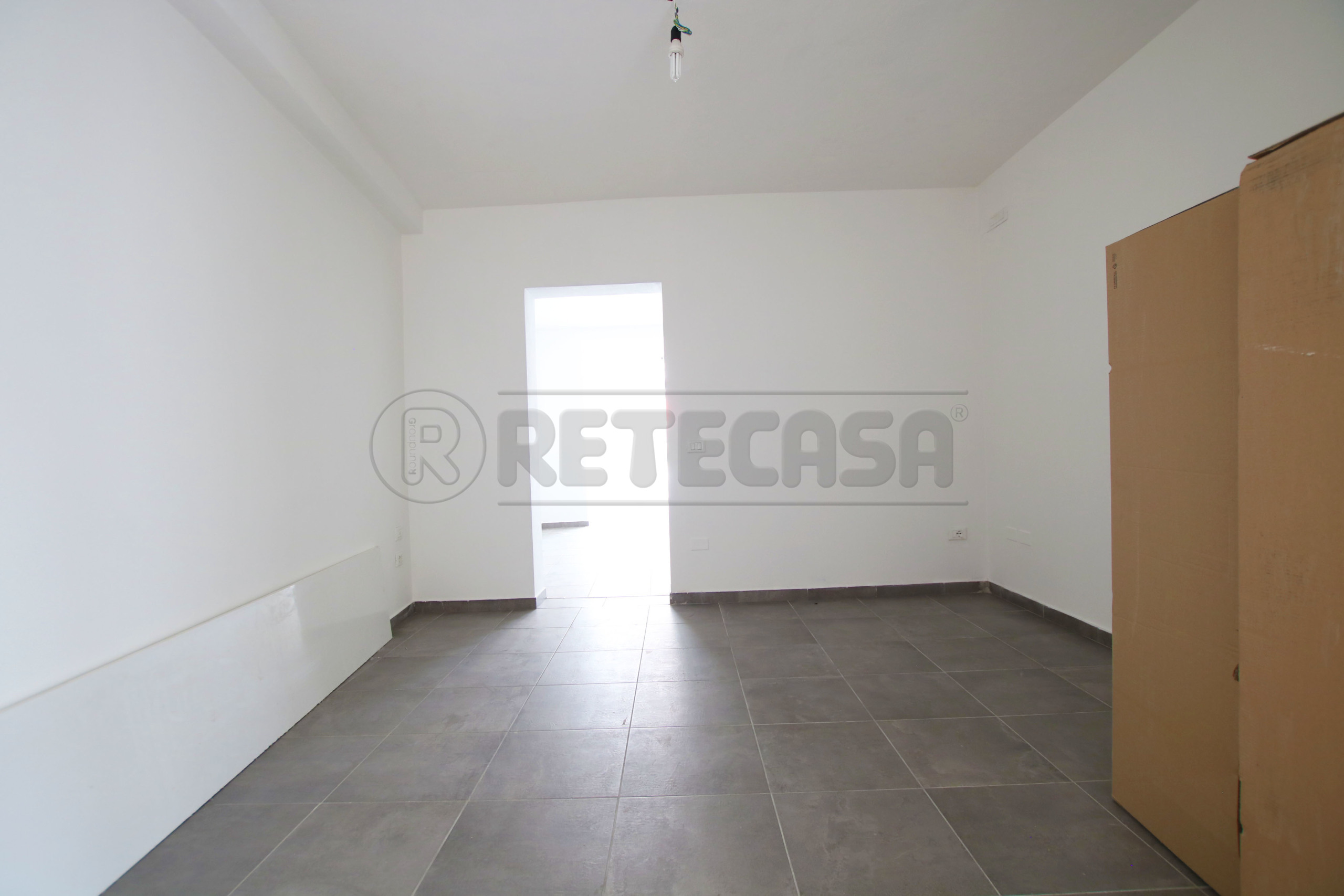 Immagine 10 di Locale commerciale in affitto  in viale riviera berica 451 a Vicenza