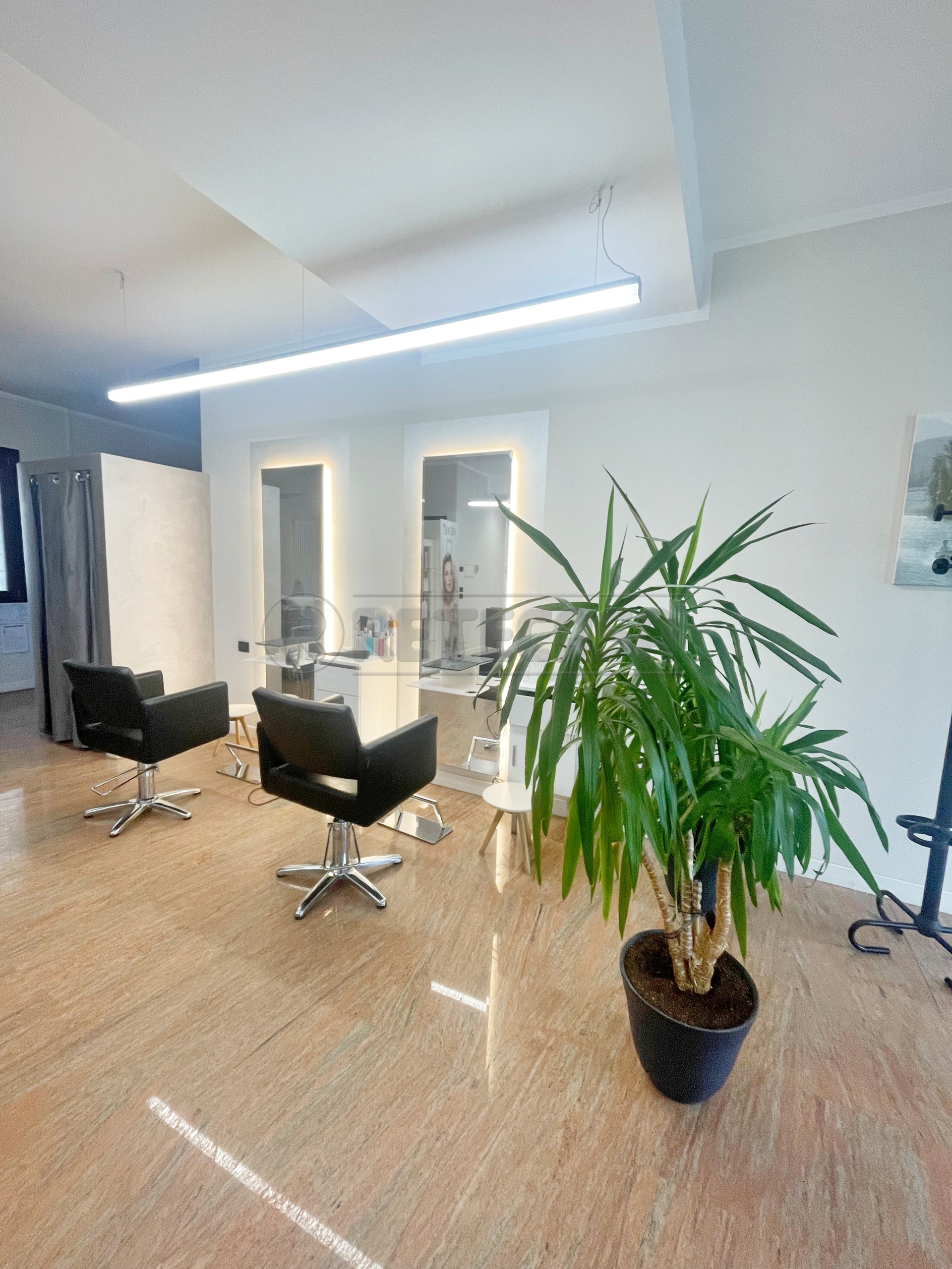 Immagine 1 di Locale commerciale in vendita  a Arzignano