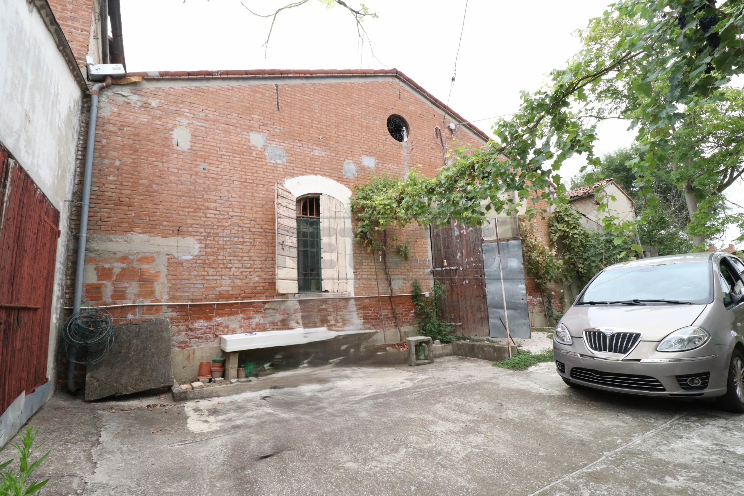 Immagine 5 di Villa in vendita  in Via XXV Aprile 23 a Sermide