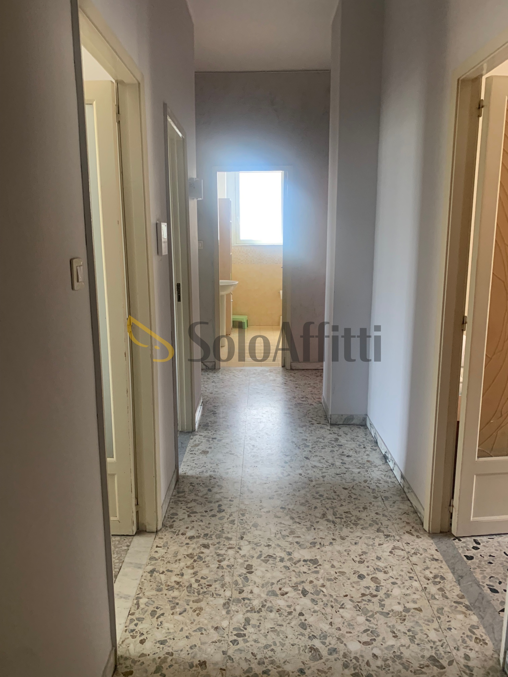 Immagine 24 di Stanza singola in affitto  in Viale Jonio 124 a Catania