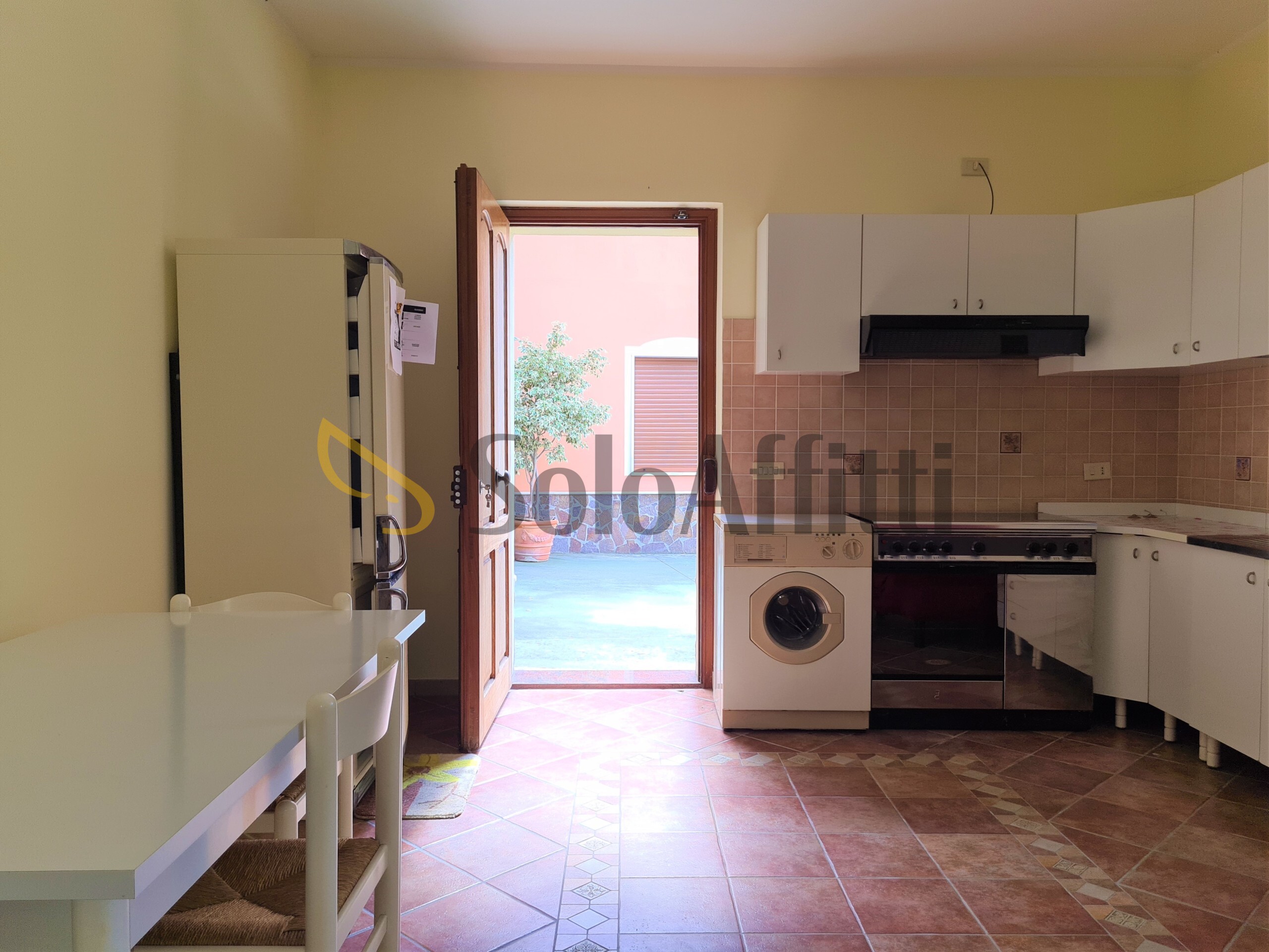 Immagine 3 di Villa in affitto  a Catanzaro