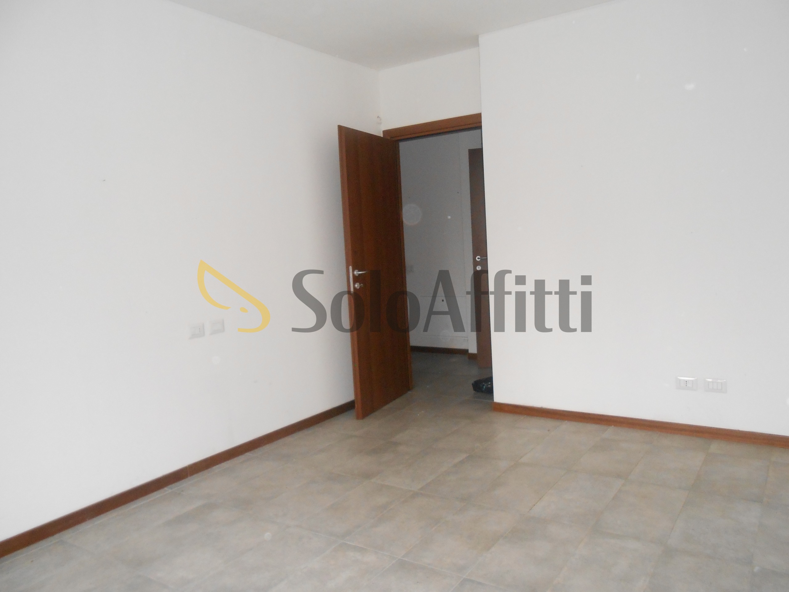 Immagine 11 di Trilocale in affitto  in Via Madonna a San Martino Siccomario