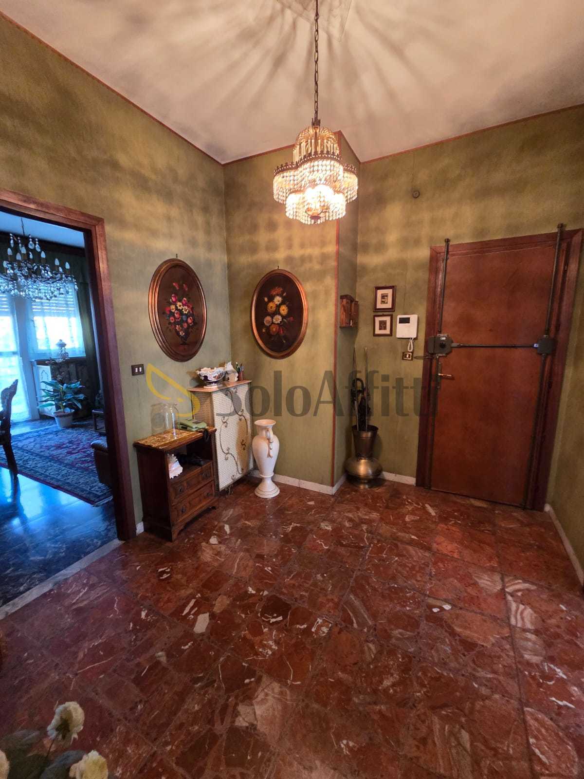 Immagine 11 di Quadrilocale in affitto  in Via Fratelli Fornaca a Torino