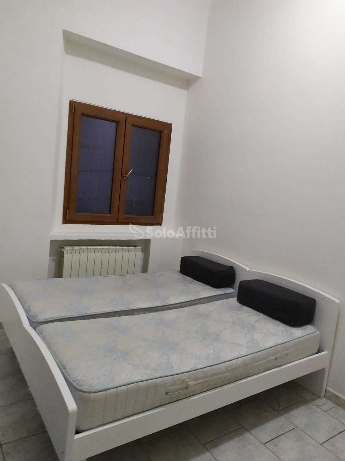 Immagine 11 di Trilocale in affitto  a Rosora