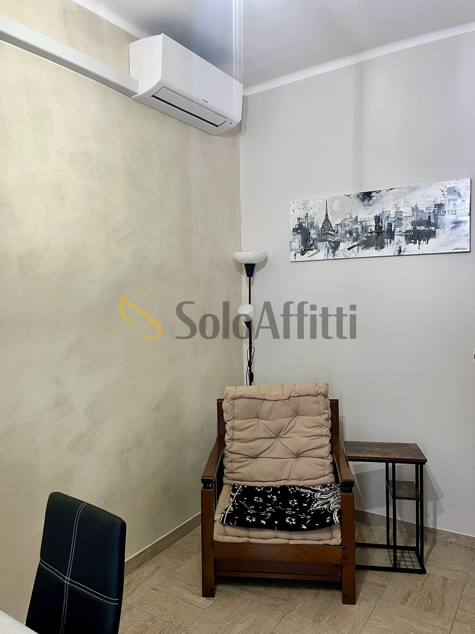 Immagine 9 di Bilocale in affitto  in VIA CHANOUX a Torino