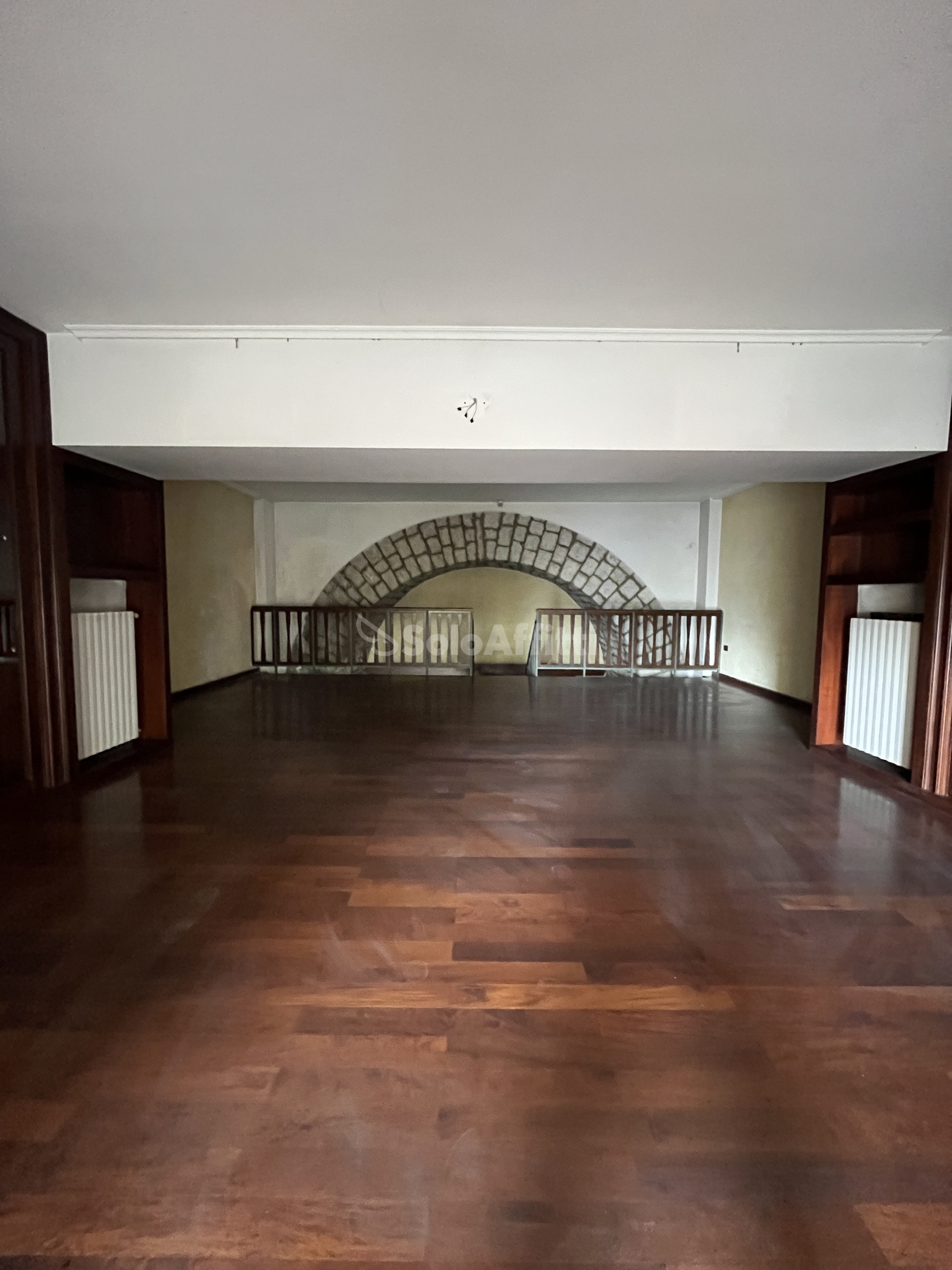 Immagine 14 di Locale commerciale in affitto  in Via Nicola Vaccaro a Potenza