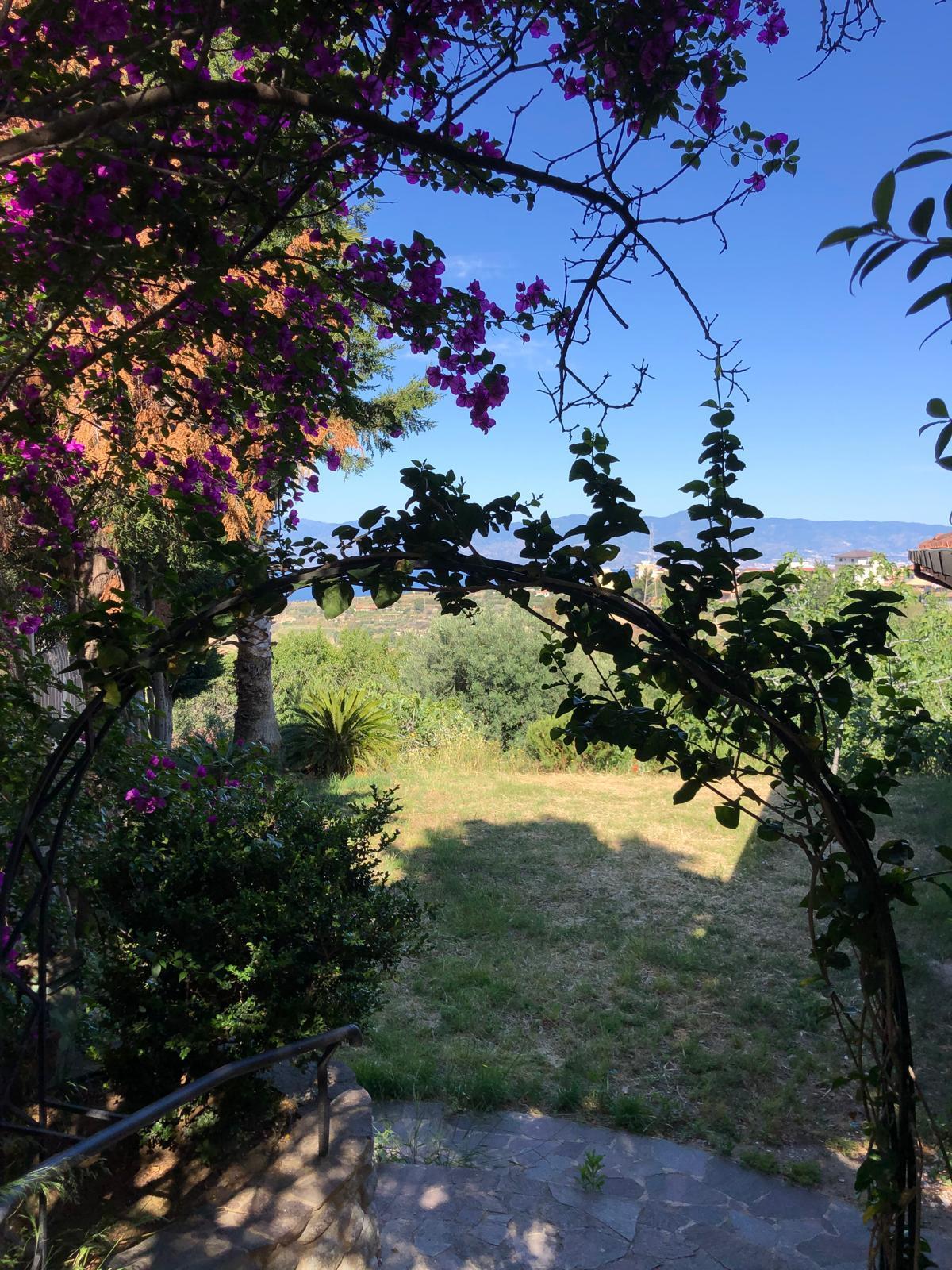 Immagine 10 di Villa in affitto  in Via Provinciale per Armo-Gallina 57 a Reggio Di Calabria