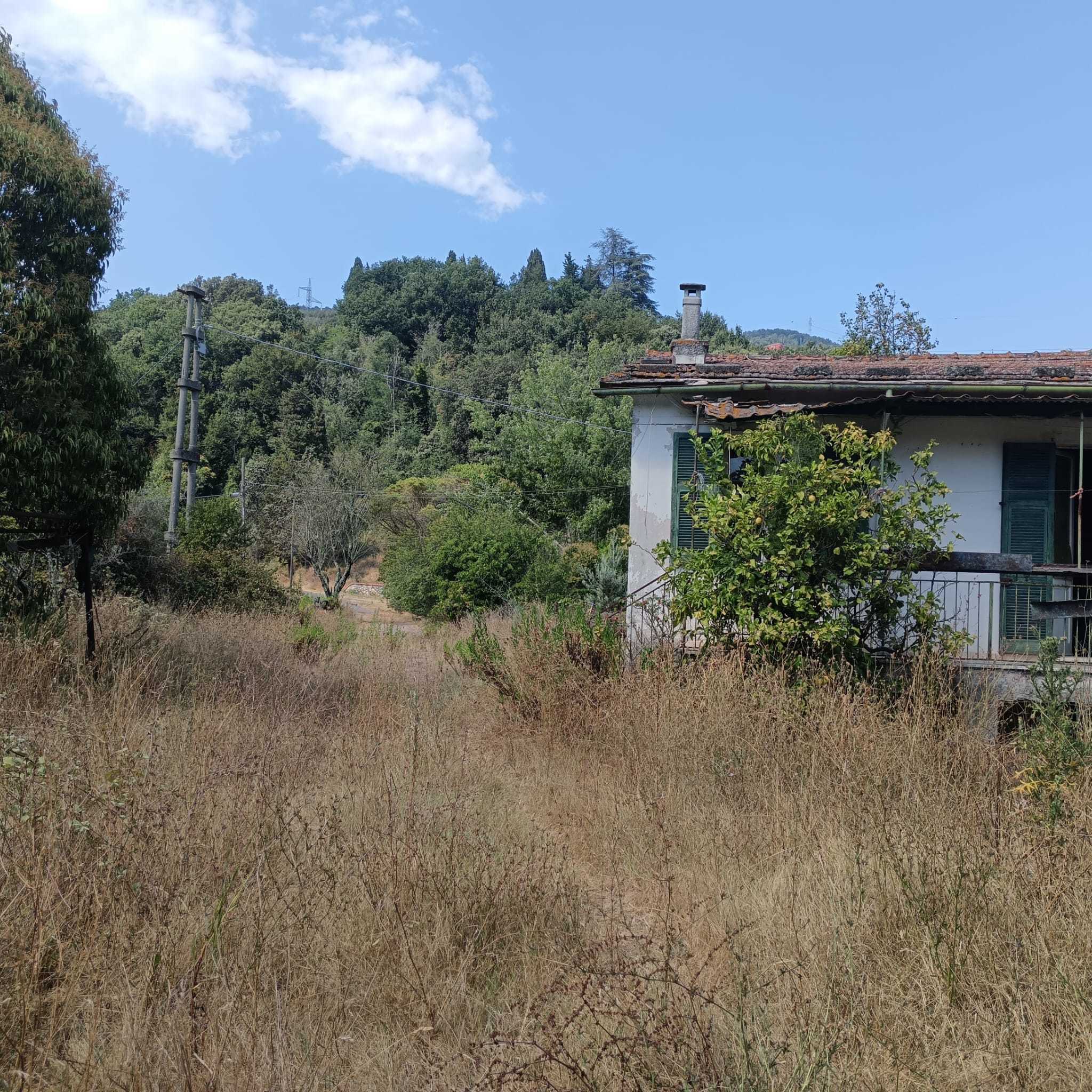 Immagine 7 di Rustico / casale in vendita  a Castelnuovo Magra