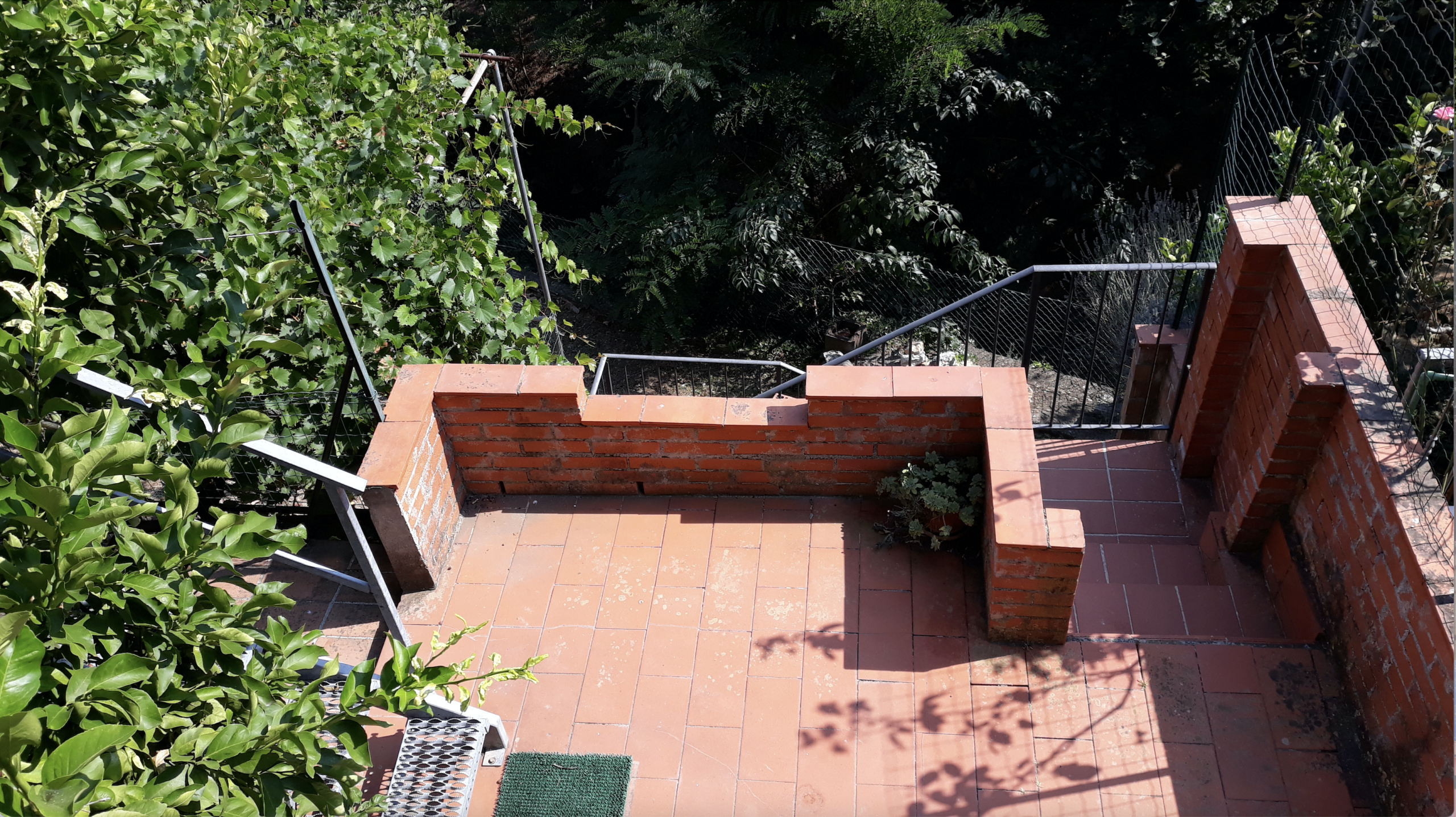 Immagine 13 di Casa indipendente in vendita  a Ameglia