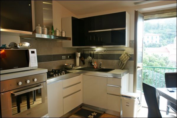 Immagine 4 di Trilocale in vendita  a La Spezia