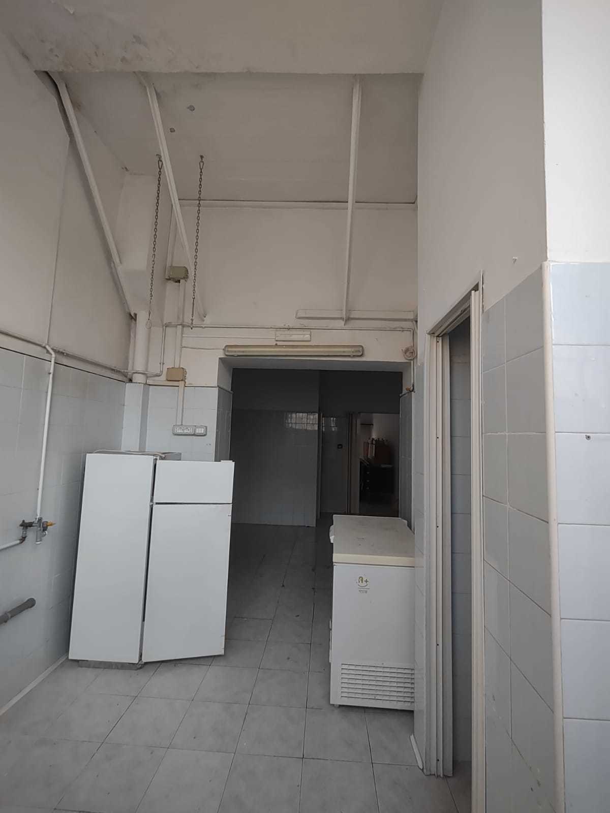 Immagine 4 di Locale commerciale in affitto  in Mura Occidentali 16 a Jesi