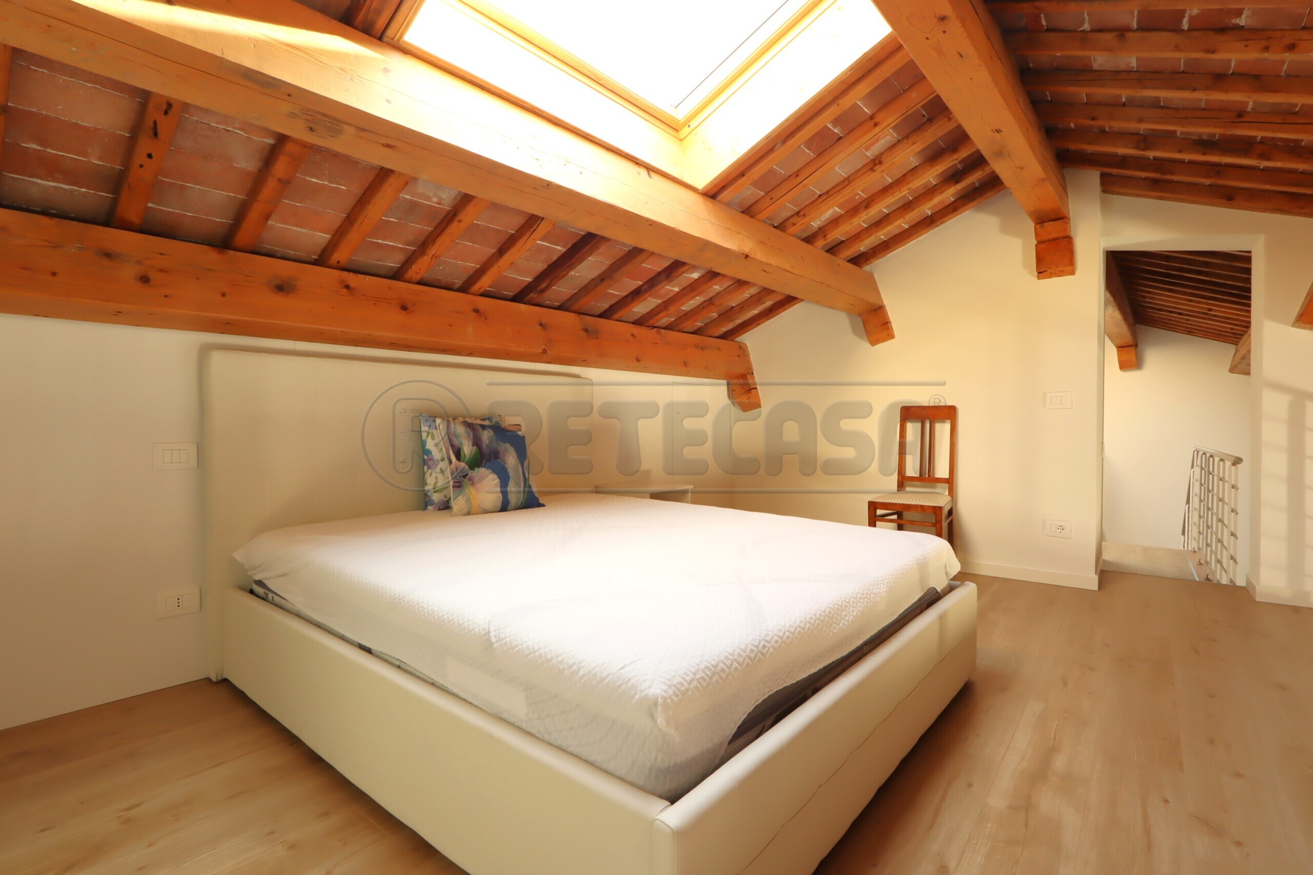 Immagine 33 di Attico in affitto  in Corso Antonio Fogazzaro 43 a Vicenza