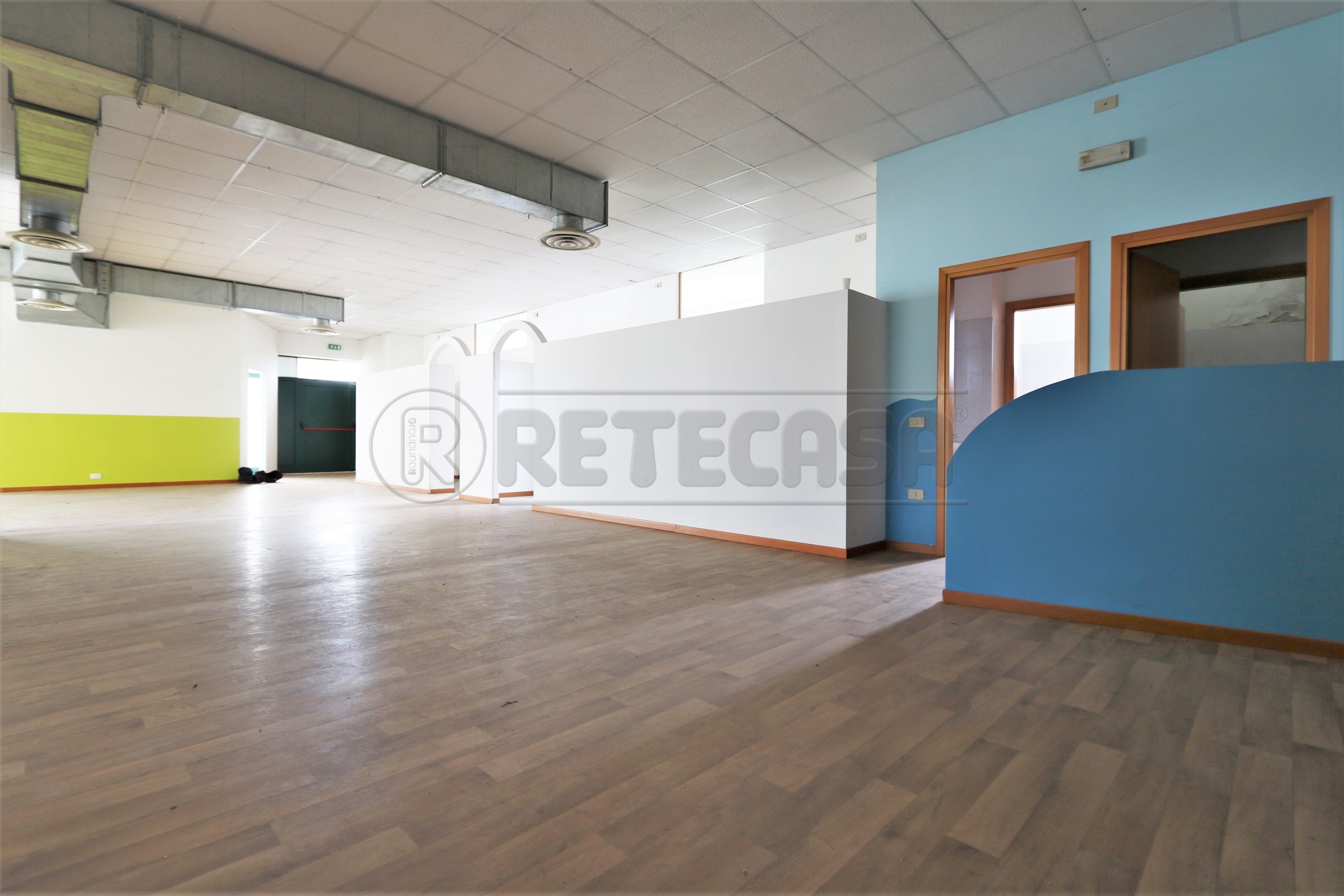 Immagine 11 di Locale commerciale in affitto  in Via Settimo a Montegalda