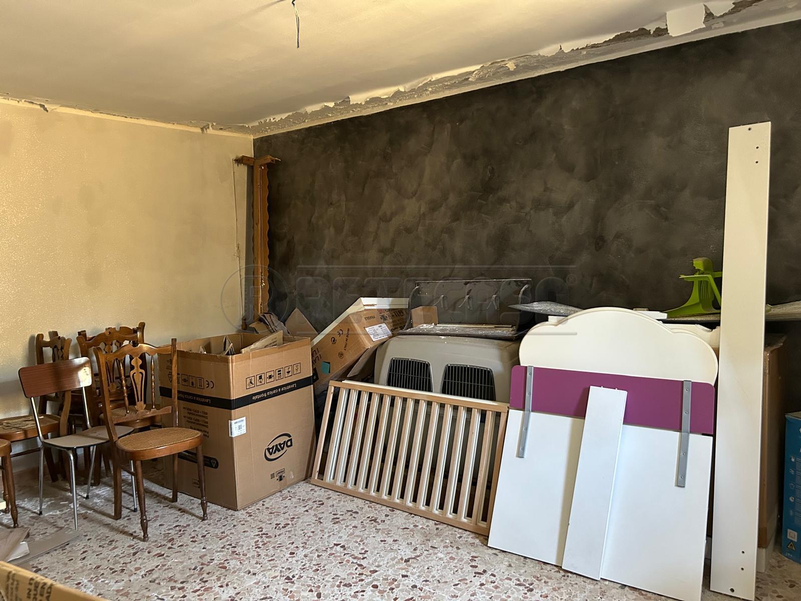 Immagine 5 di Bilocale in vendita  in Via Salvatore Averna 9 a Caltanissetta