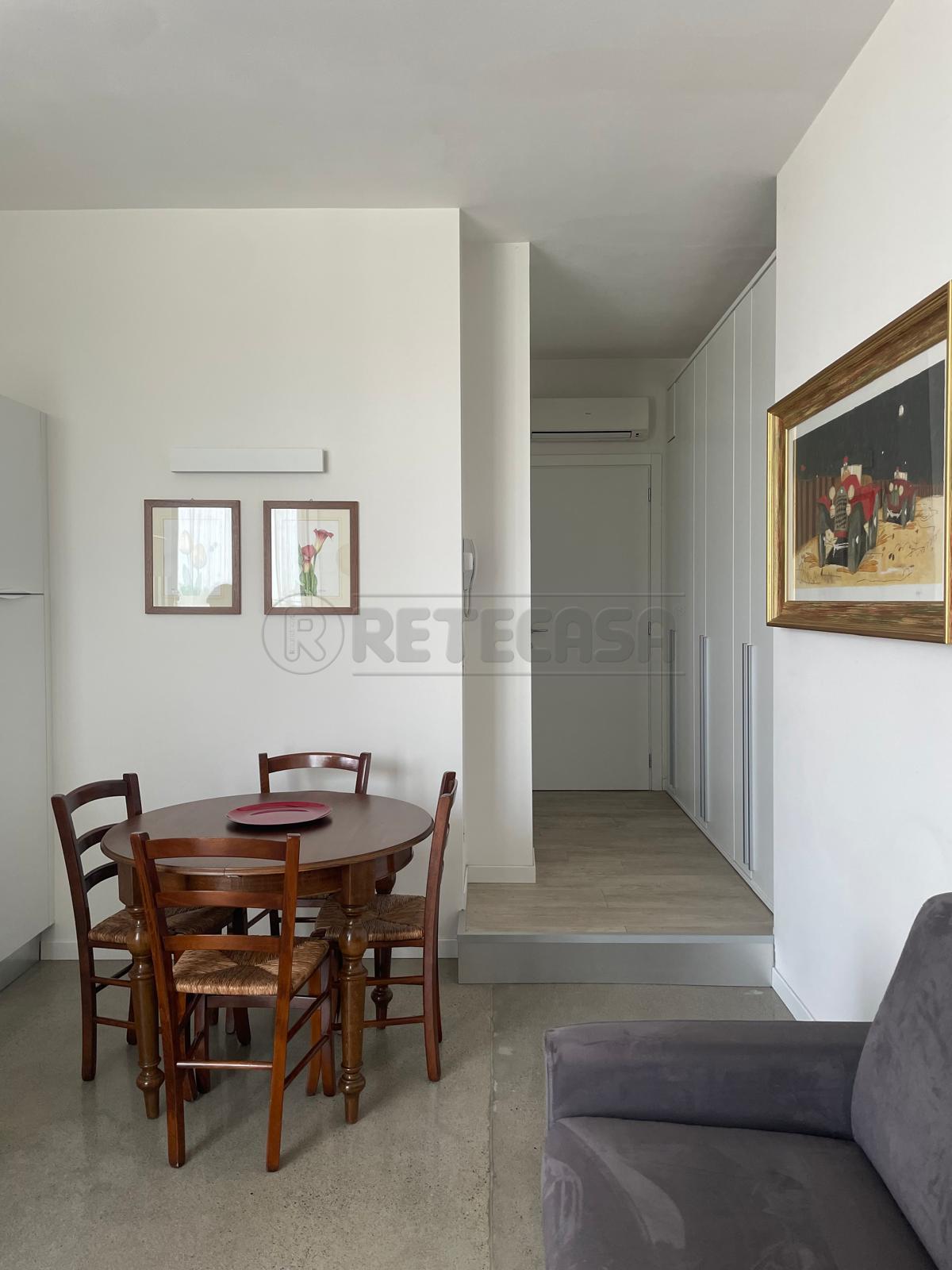 Immagine 14 di Bilocale in affitto  a Orio Al Serio