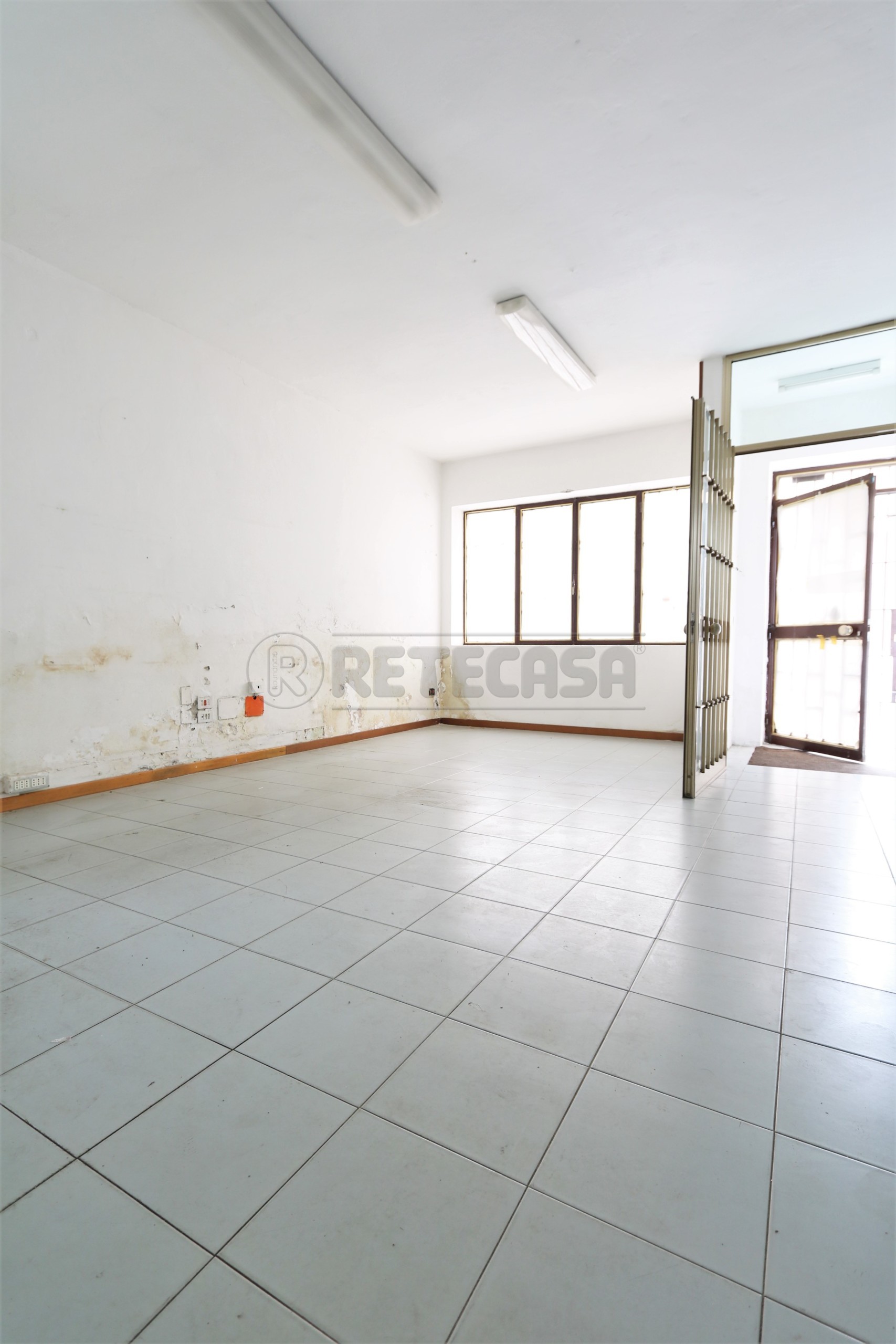 Immagine 3 di Laboratorio in affitto  a Vicenza