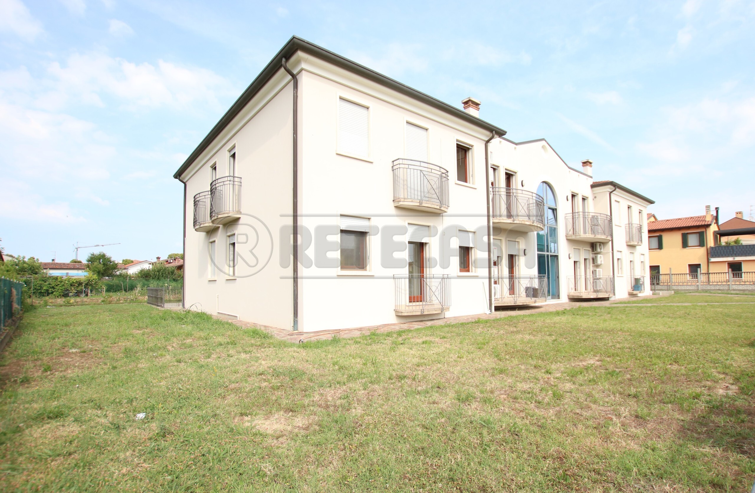 Immagine 25 di Bilocale in vendita  in Via Giovanni Falcone a Barbarano Mossano