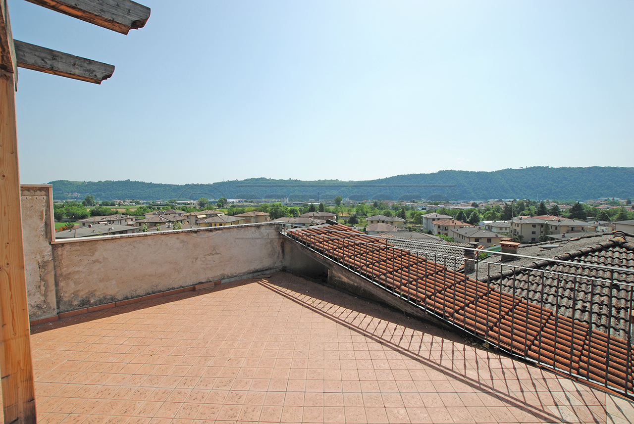 Immagine 8 di Casa indipendente in vendita  in Via C. Battisti 9 a Trissino