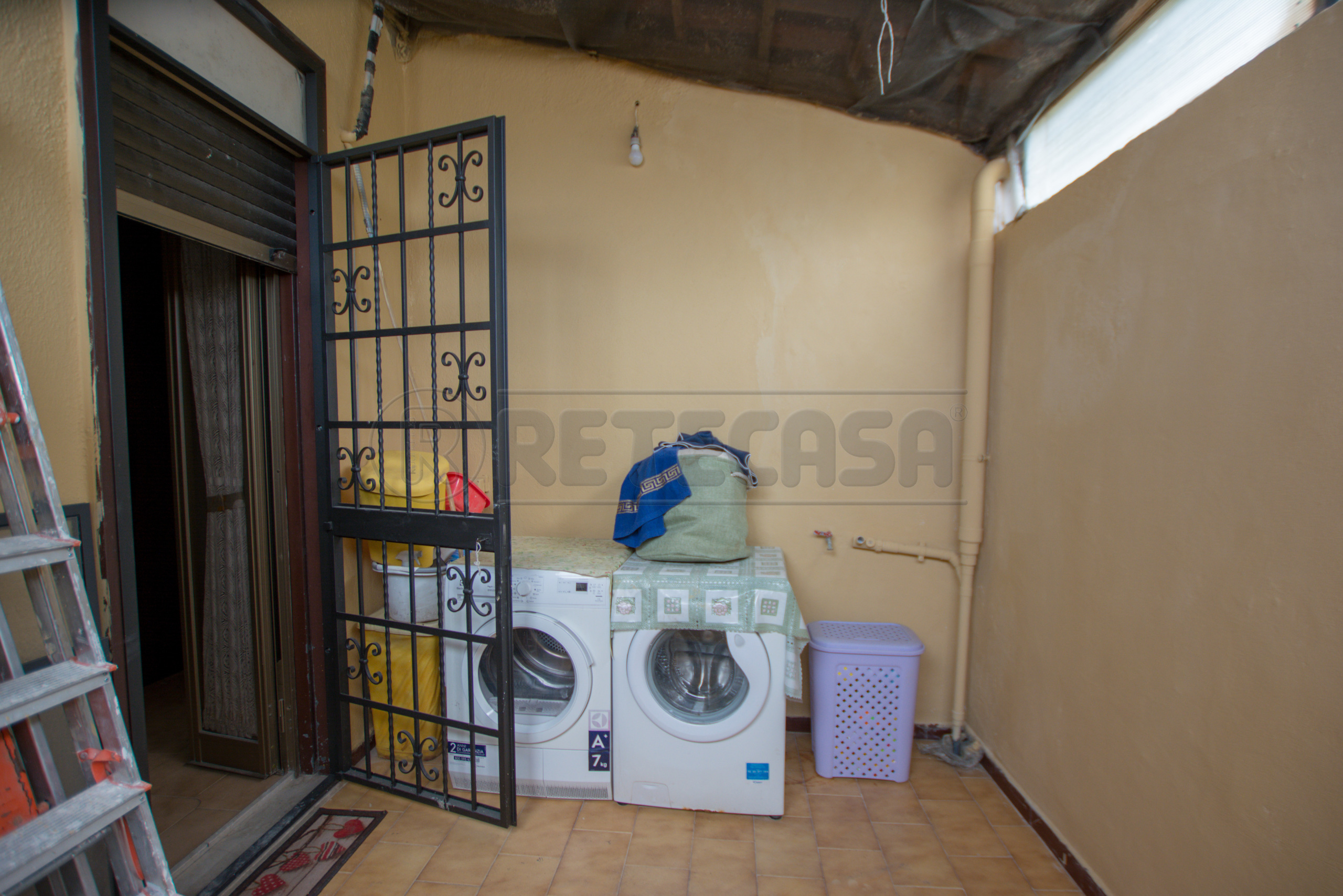 Immagine 21 di Casa indipendente in vendita  in Strada Comunale Per San Giovannello 40 a Messina