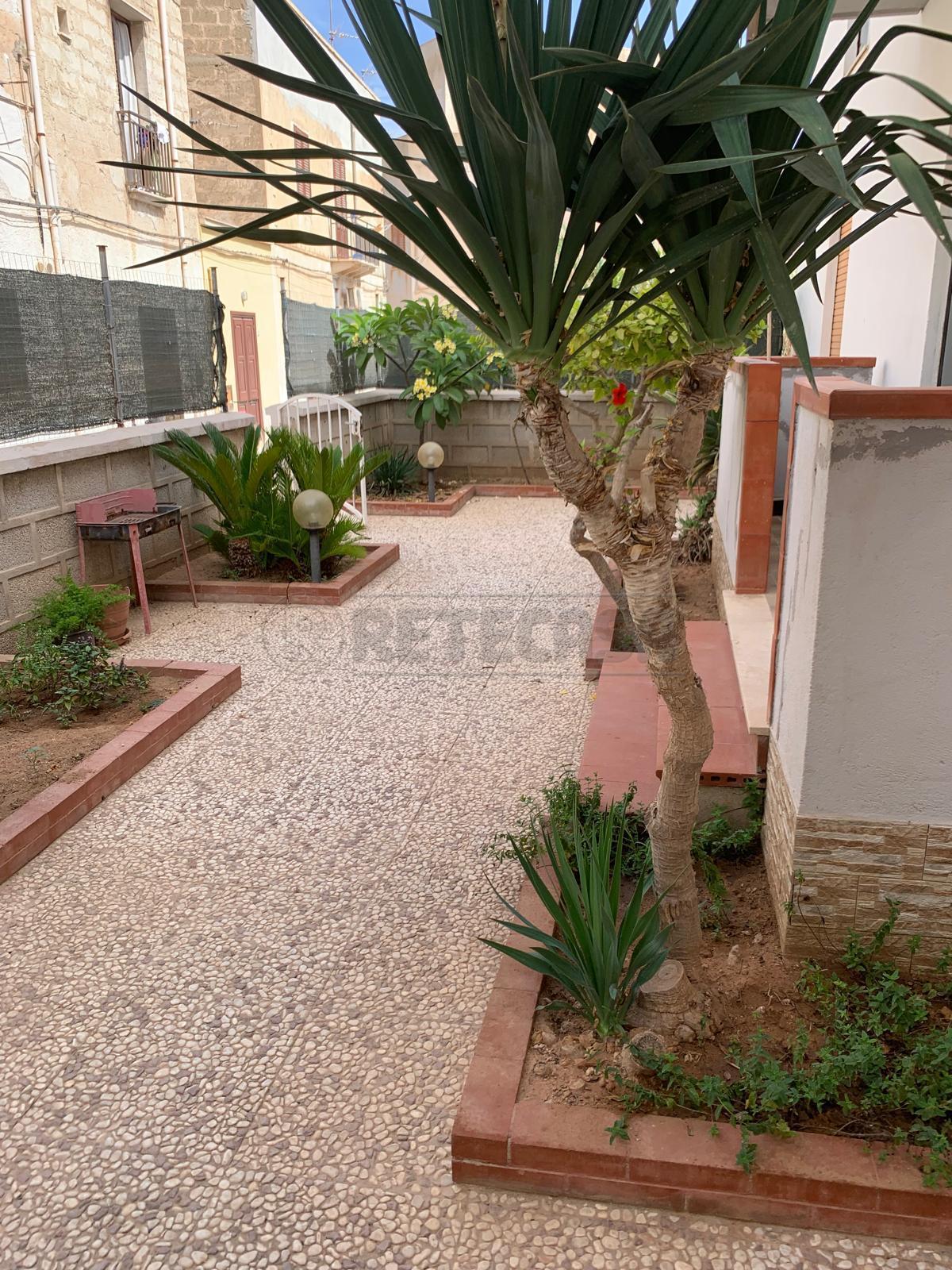 Immagine 3 di Bilocale in vendita  a Favignana