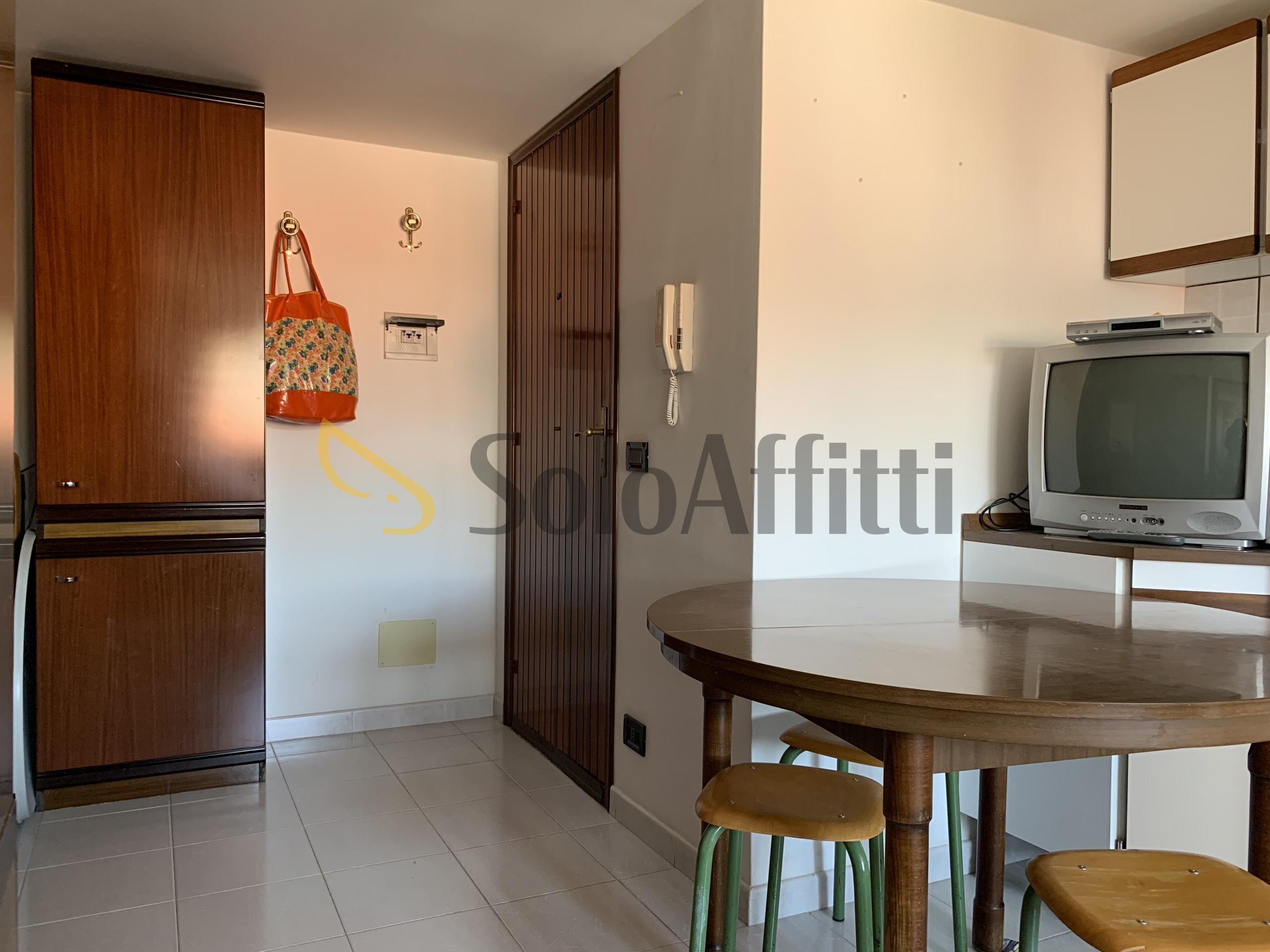 Immagine 3 di Bilocale in affitto  a Catanzaro