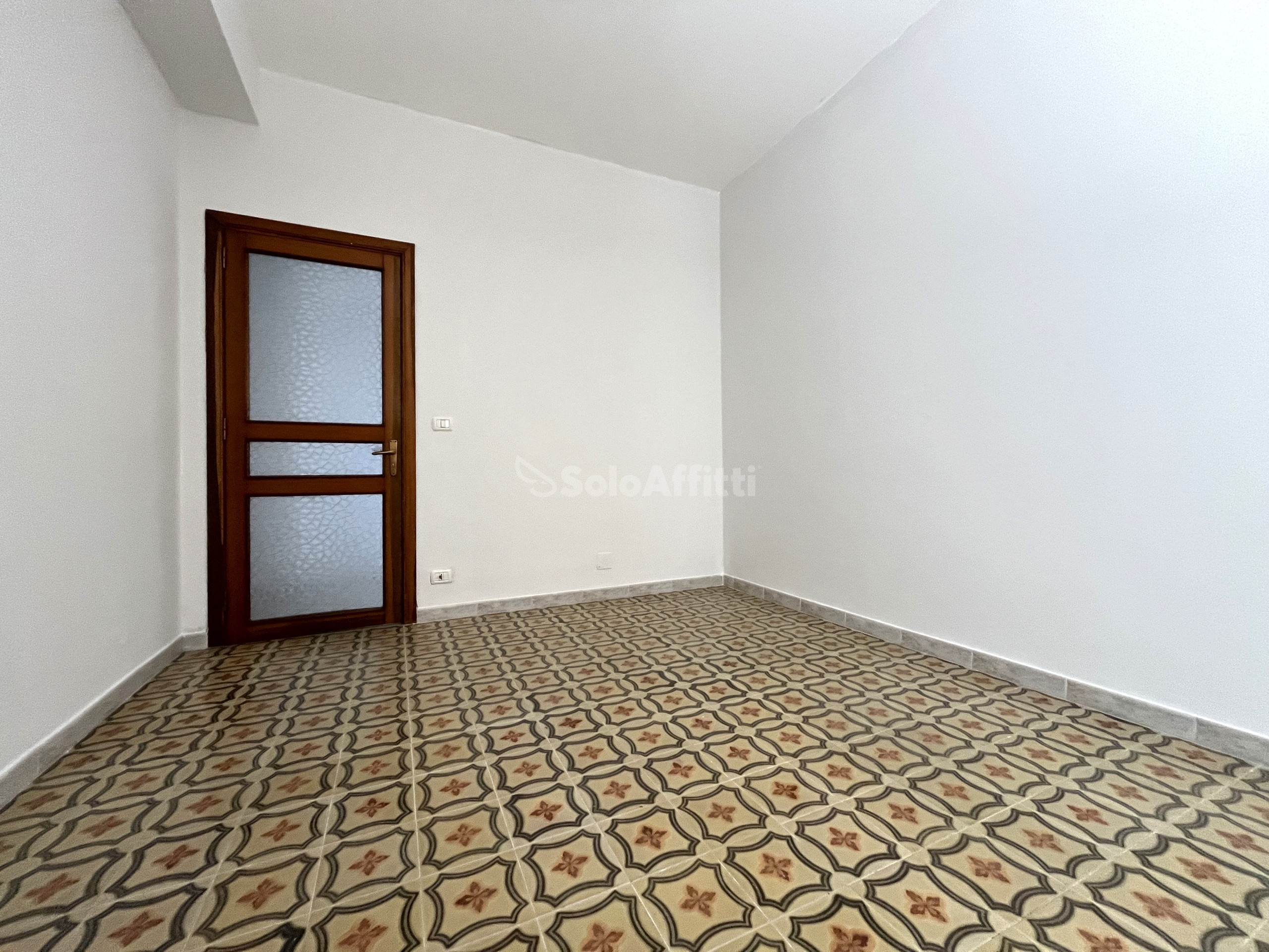 Immagine 3 di Trilocale in affitto  a Catanzaro