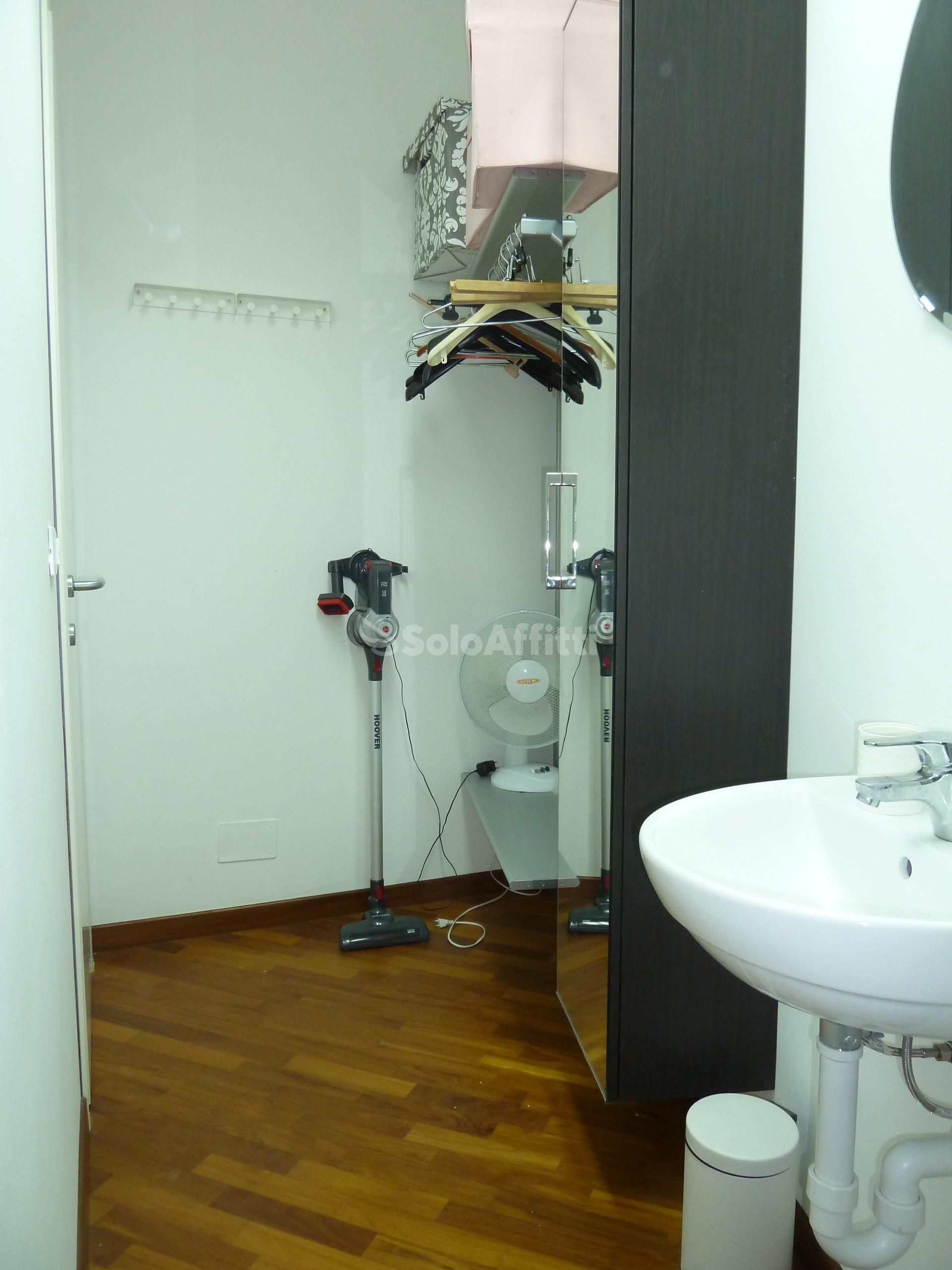 Immagine 12 di Trilocale in affitto  in Corso Felice Cavallotti 340 a San Remo