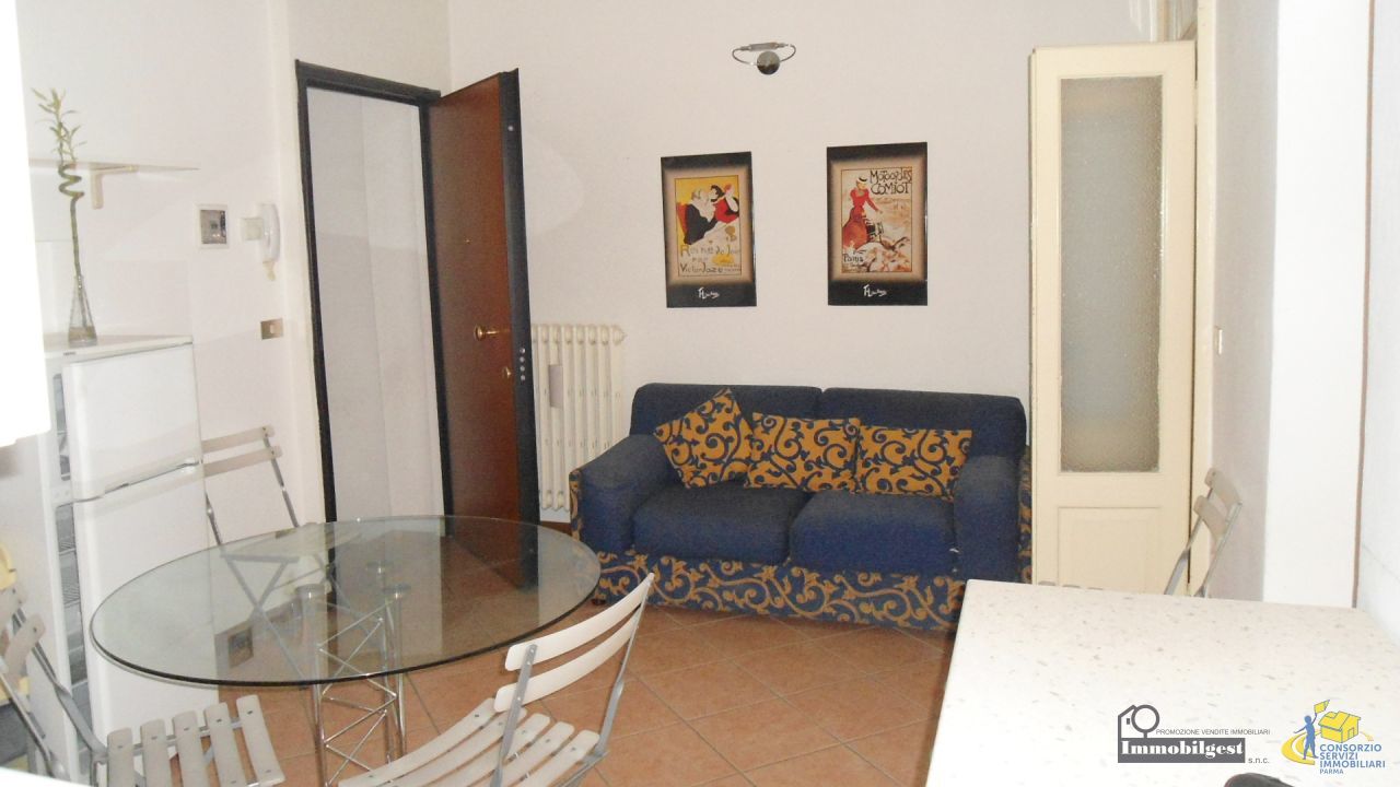 Immagine 4 di Trilocale in vendita  in Strada Garibaldi 45 a Parma