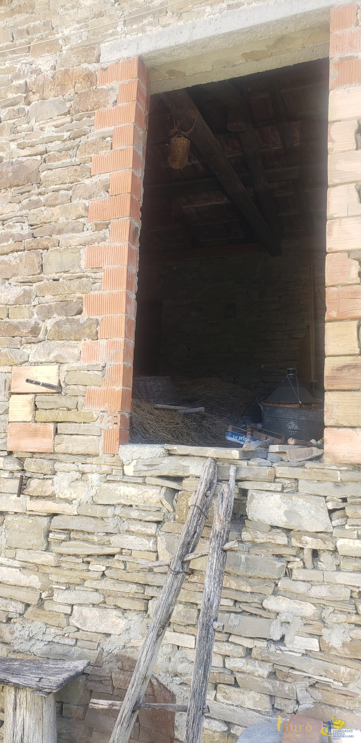 Immagine 15 di Porzione di casa in vendita  in Località Ronchi 59 a Varsi