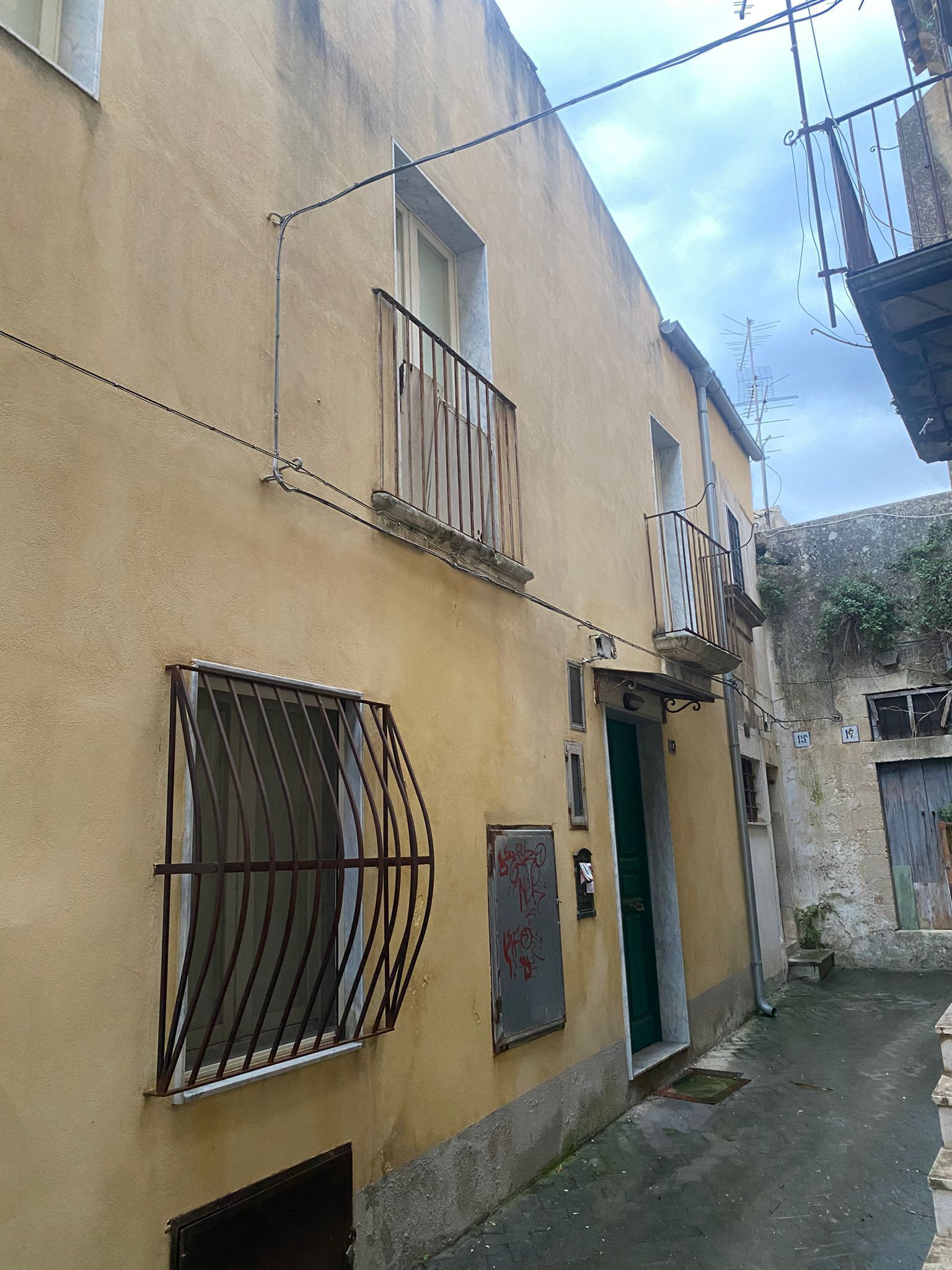 Immagine 24 di Porzione di casa in vendita  in Via Carlo Papa a Modica