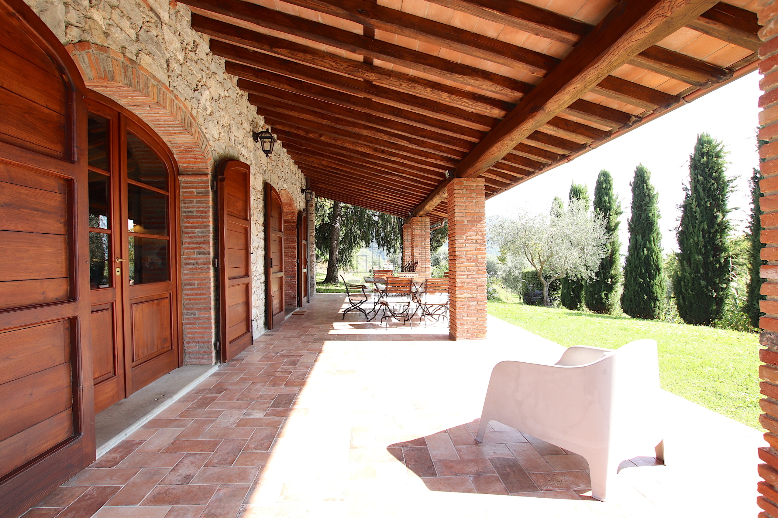Immagine 11 di Bed & Breakfast in vendita  in Via San Gemma Galgani 4 a Pescaglia
