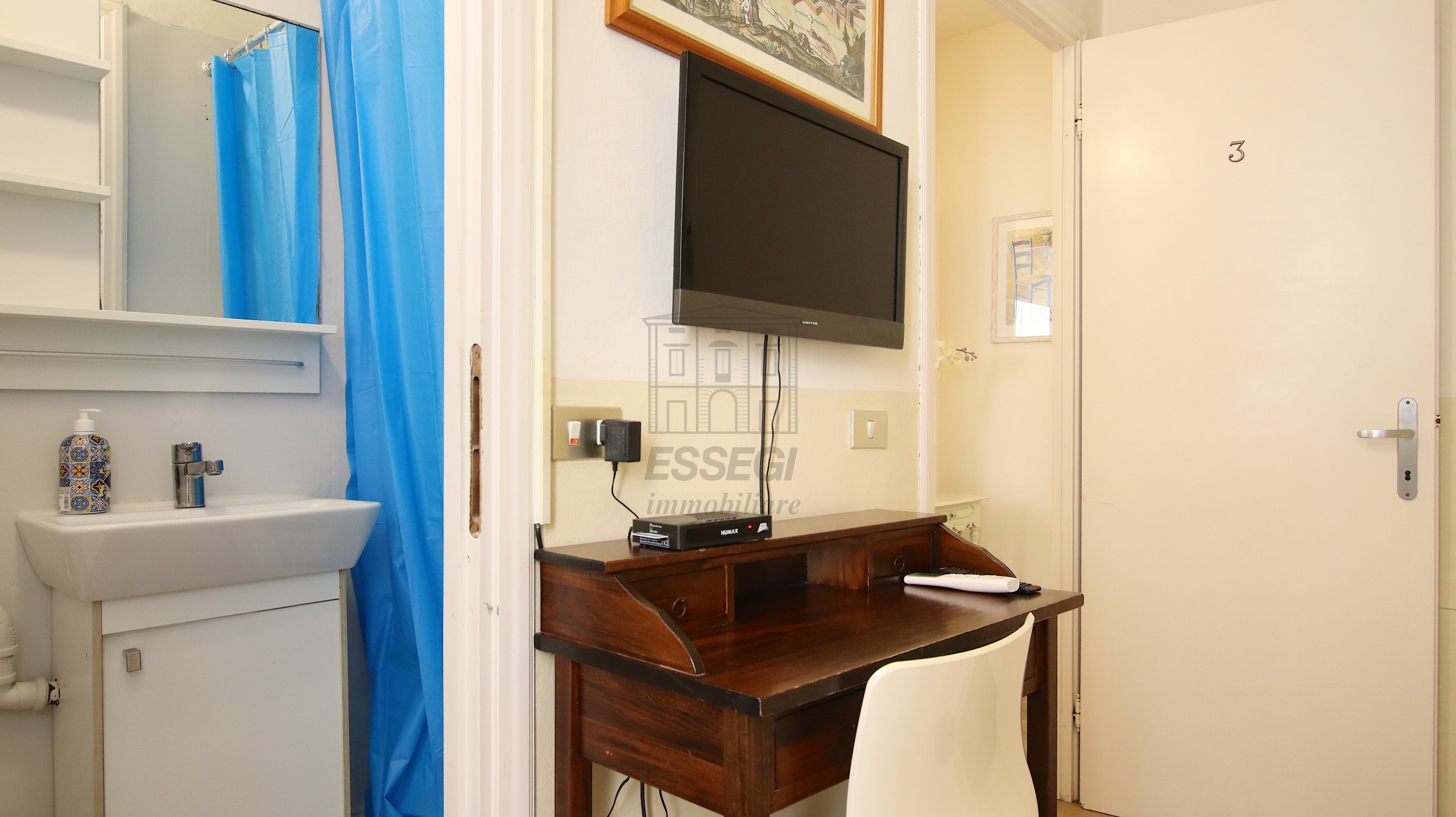 Immagine 14 di Appartamento in vendita  in Via Beccheria 35 a Lucca