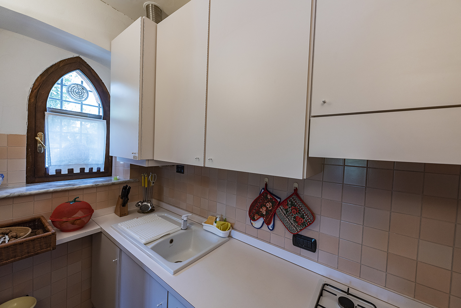 Immagine 7 di Casa semindipendente in vendita  a Ameglia