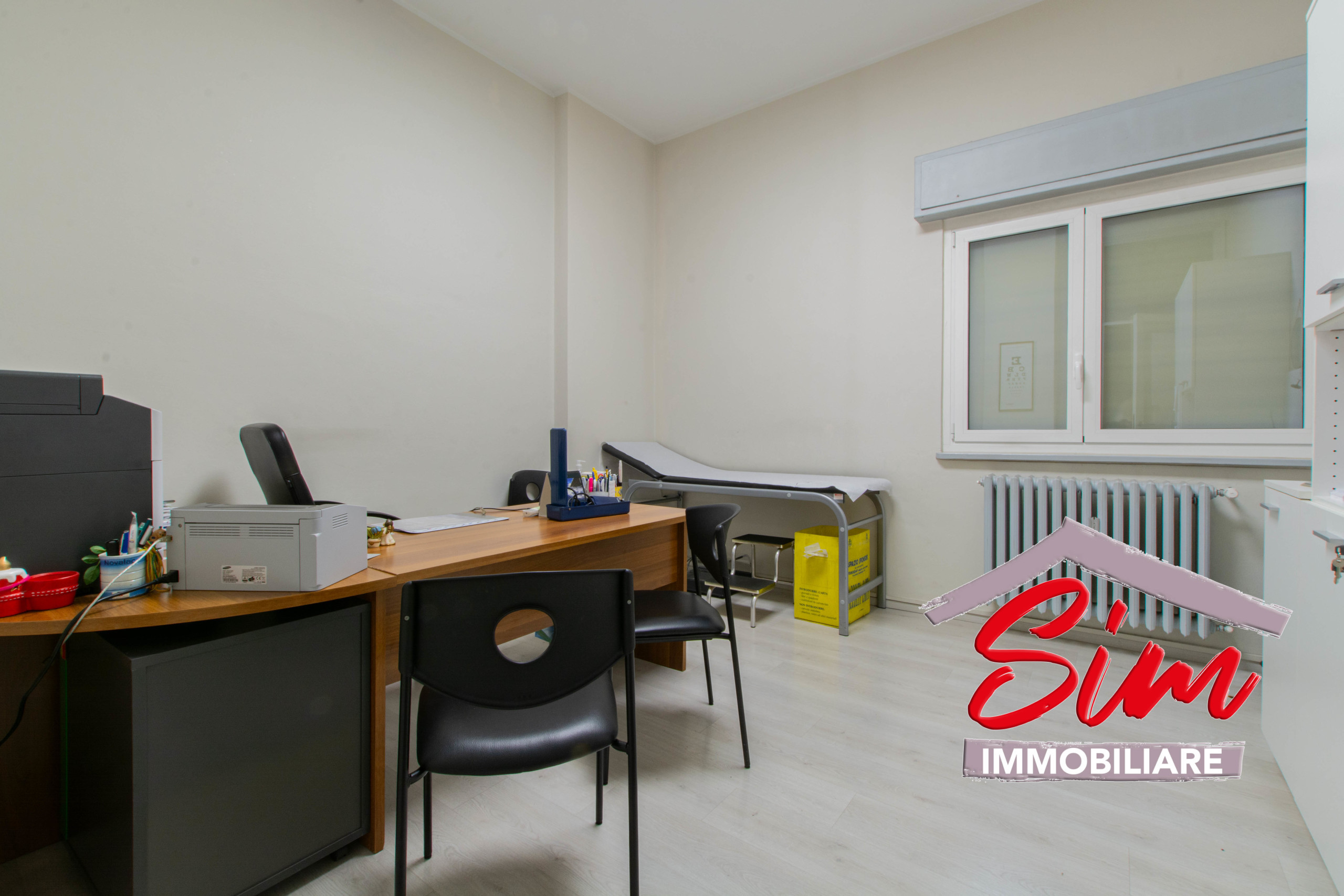 Immagine 8 di Locale commerciale in vendita  in Via Perazzi sn a Novara