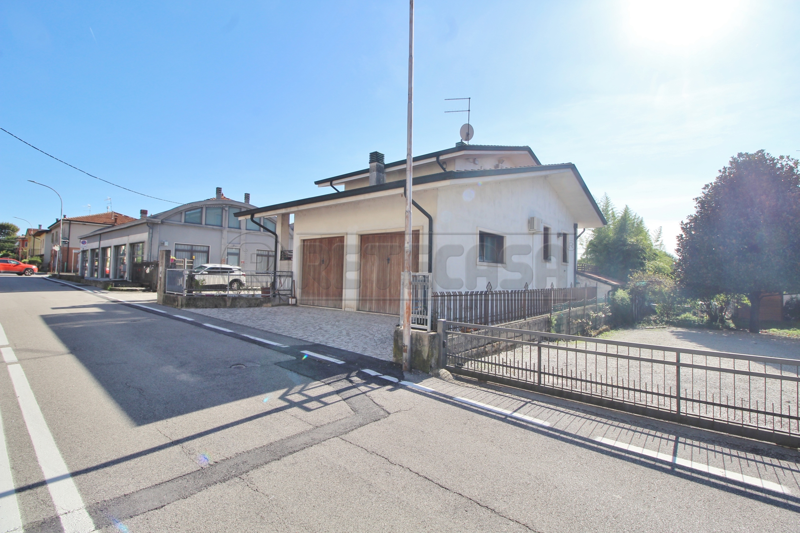 Immagine 30 di Casa indipendente in vendita  in Stradella dei Muzzi 22 a Montebello Vicentino