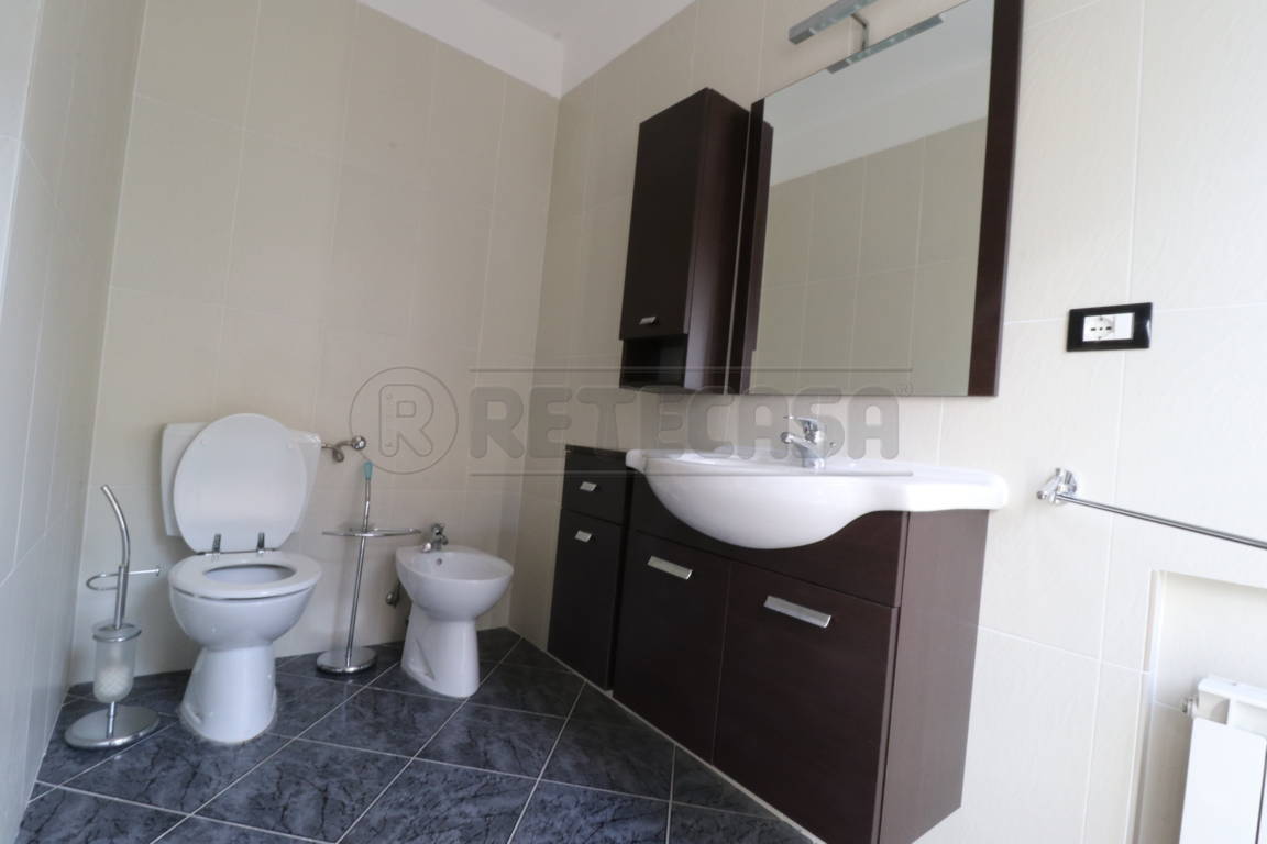 Immagine 15 di Bilocale in vendita  a Terre Del Reno