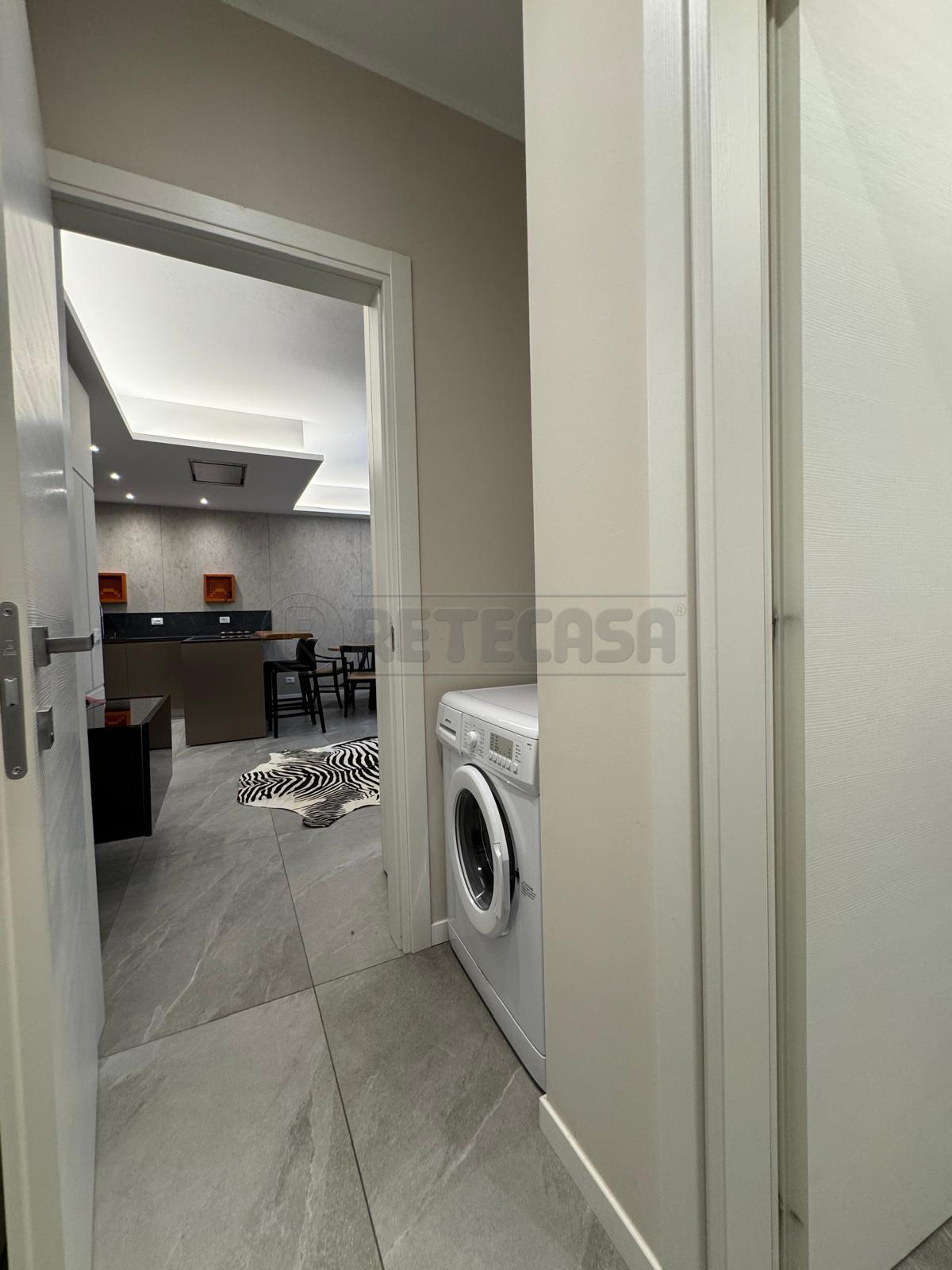 Immagine 18 di Bilocale in affitto  a Orio Al Serio