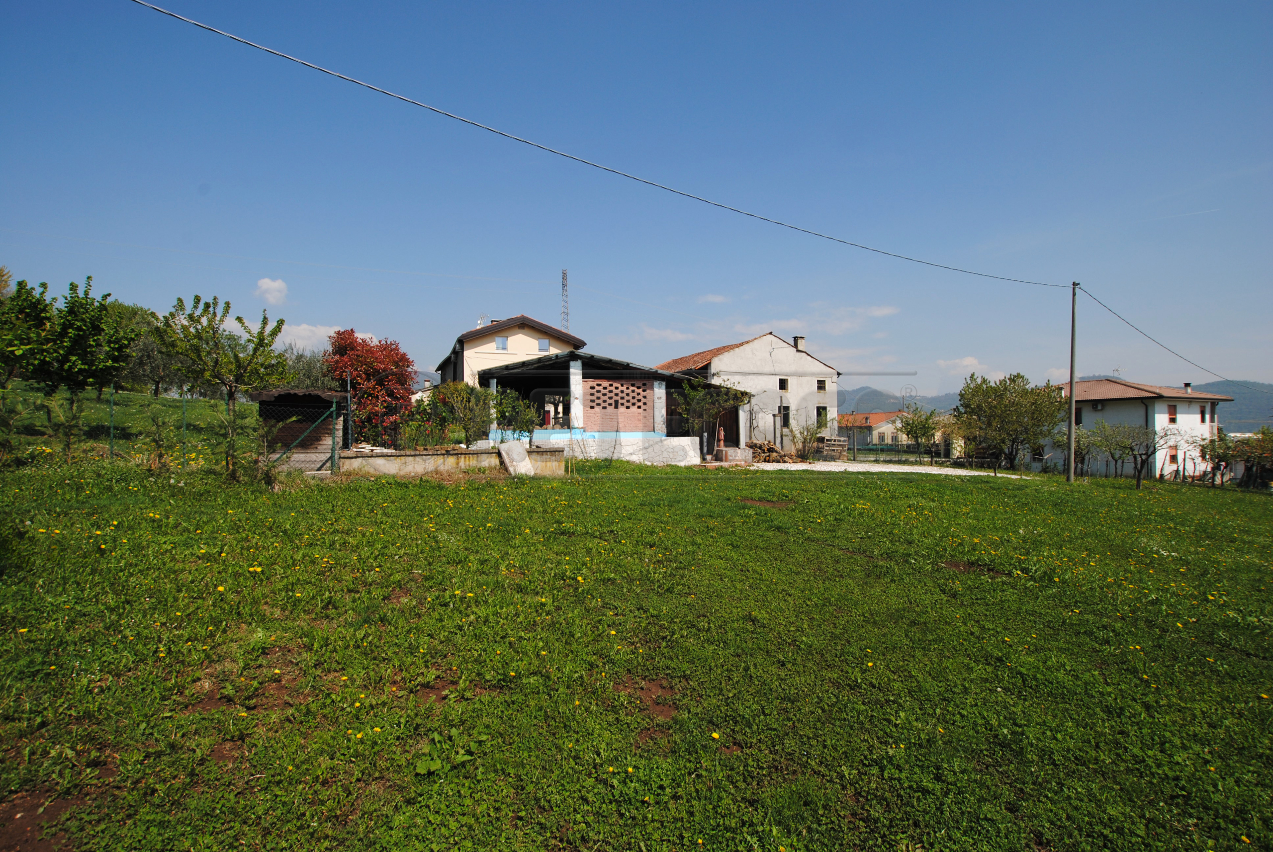 Immagine 6 di Villa in vendita  in Piazza Roma 36 a Brogliano