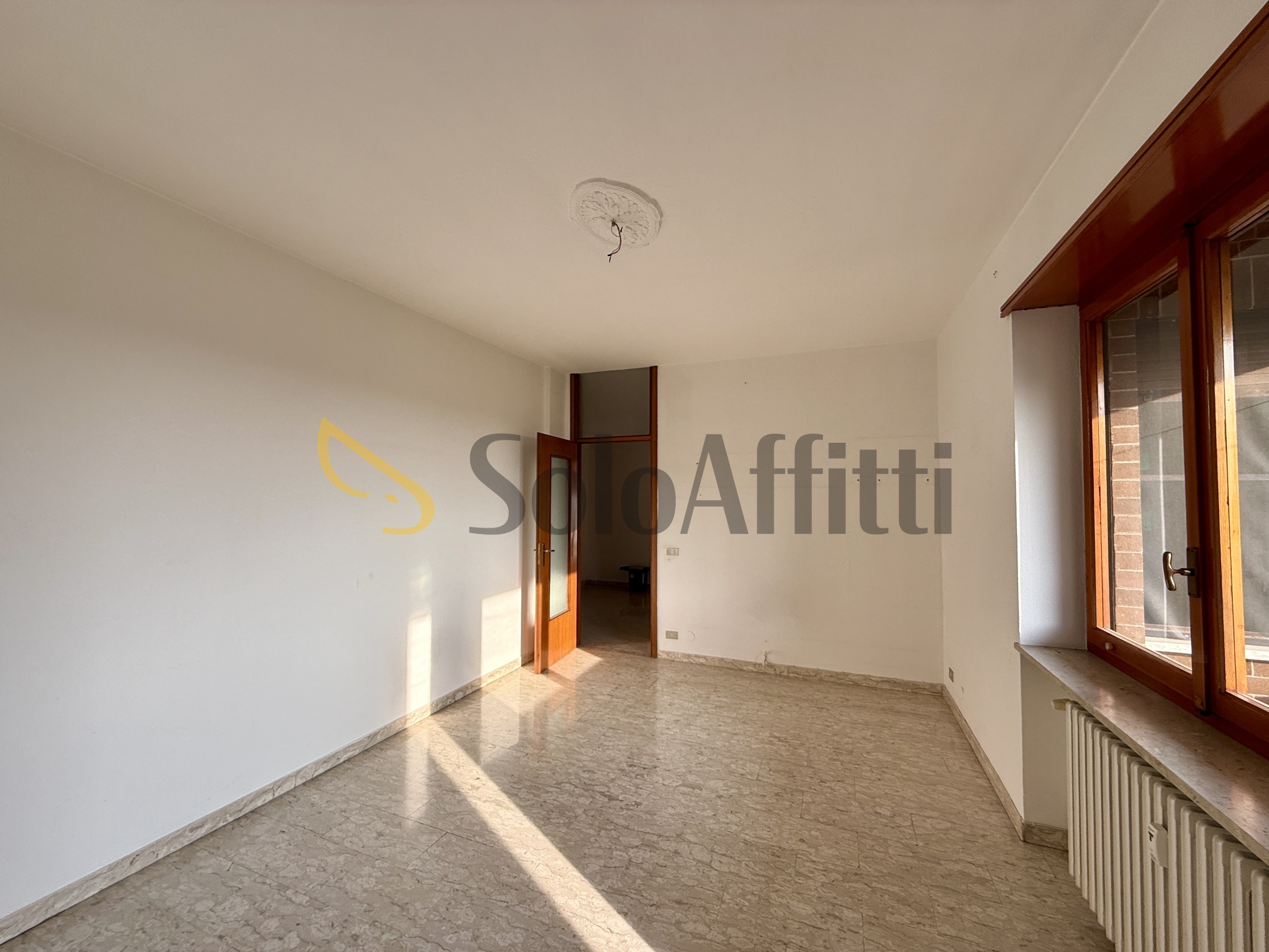 Immagine 78 di Quadrilocale in affitto  in Via Buratto 7 a Ciriè