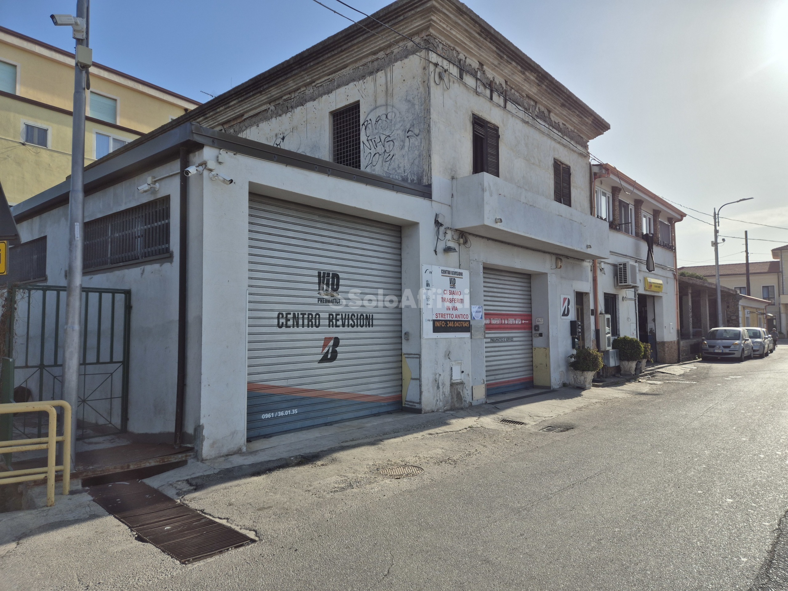 Immagine 5 di Locale commerciale in affitto  in Via Nazionale 145 a Catanzaro