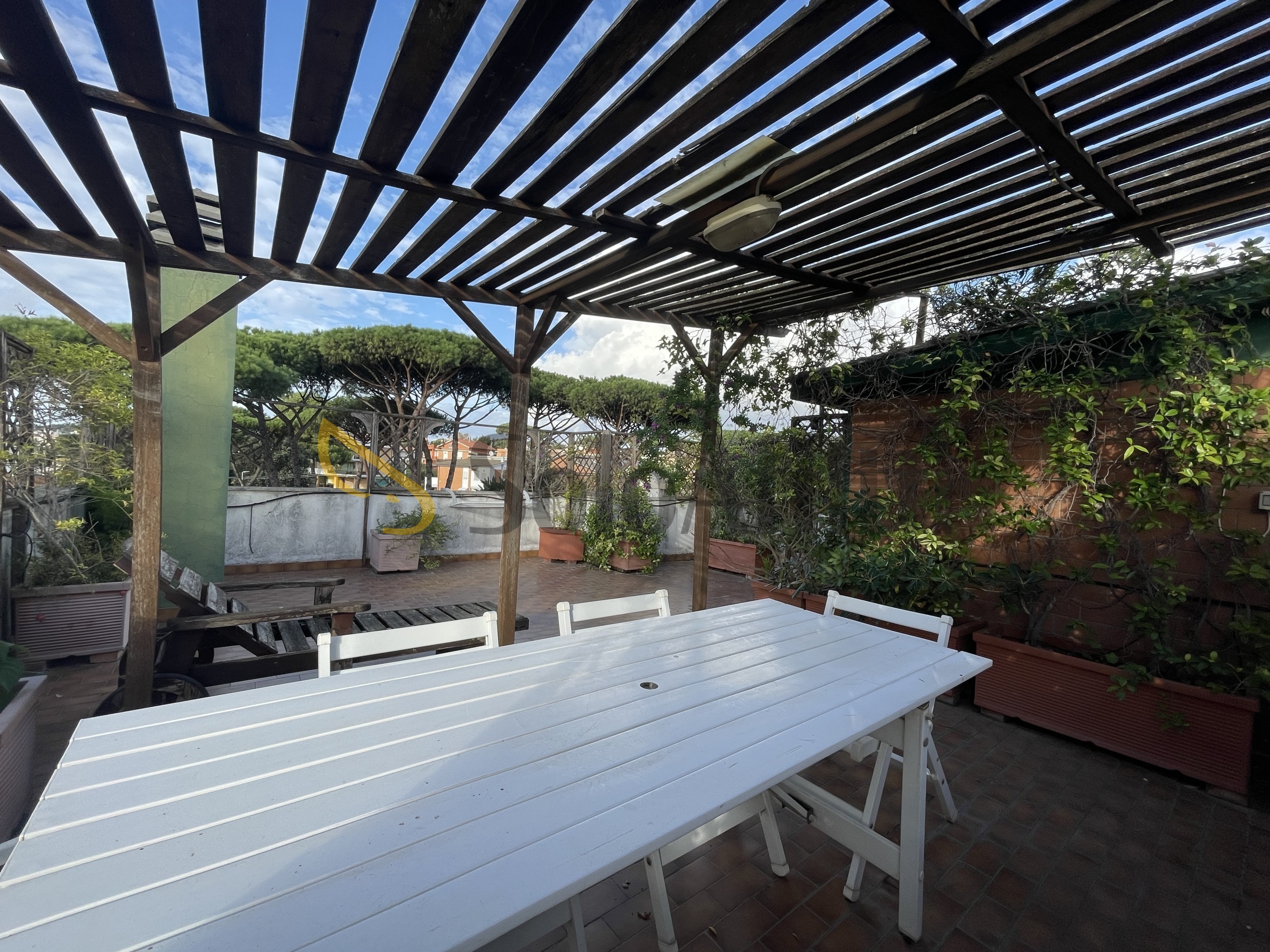 Immagine 37 di Villa in affitto  in Via di Valle Schioia a Anzio