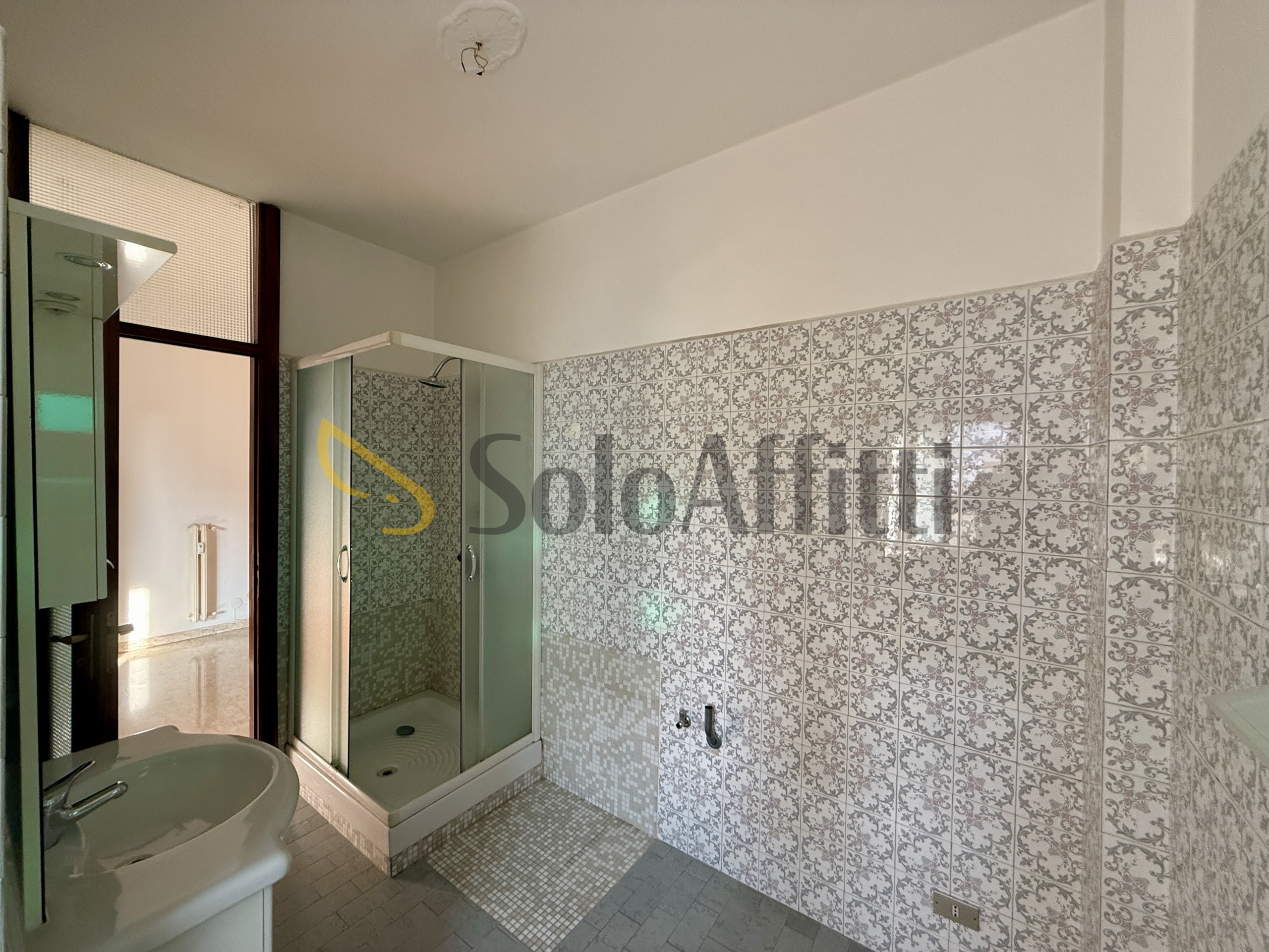 Immagine 88 di Quadrilocale in affitto  in Via Buratto 7 a Ciriè