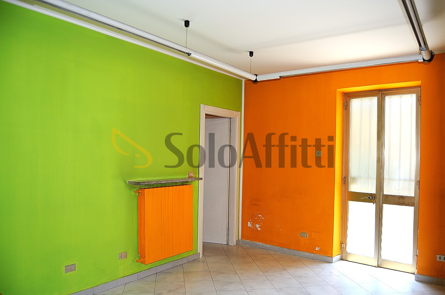 Immagine 10 di Locale commerciale in affitto  in Via Fratelli Rosselli 7 a Settimo Torinese