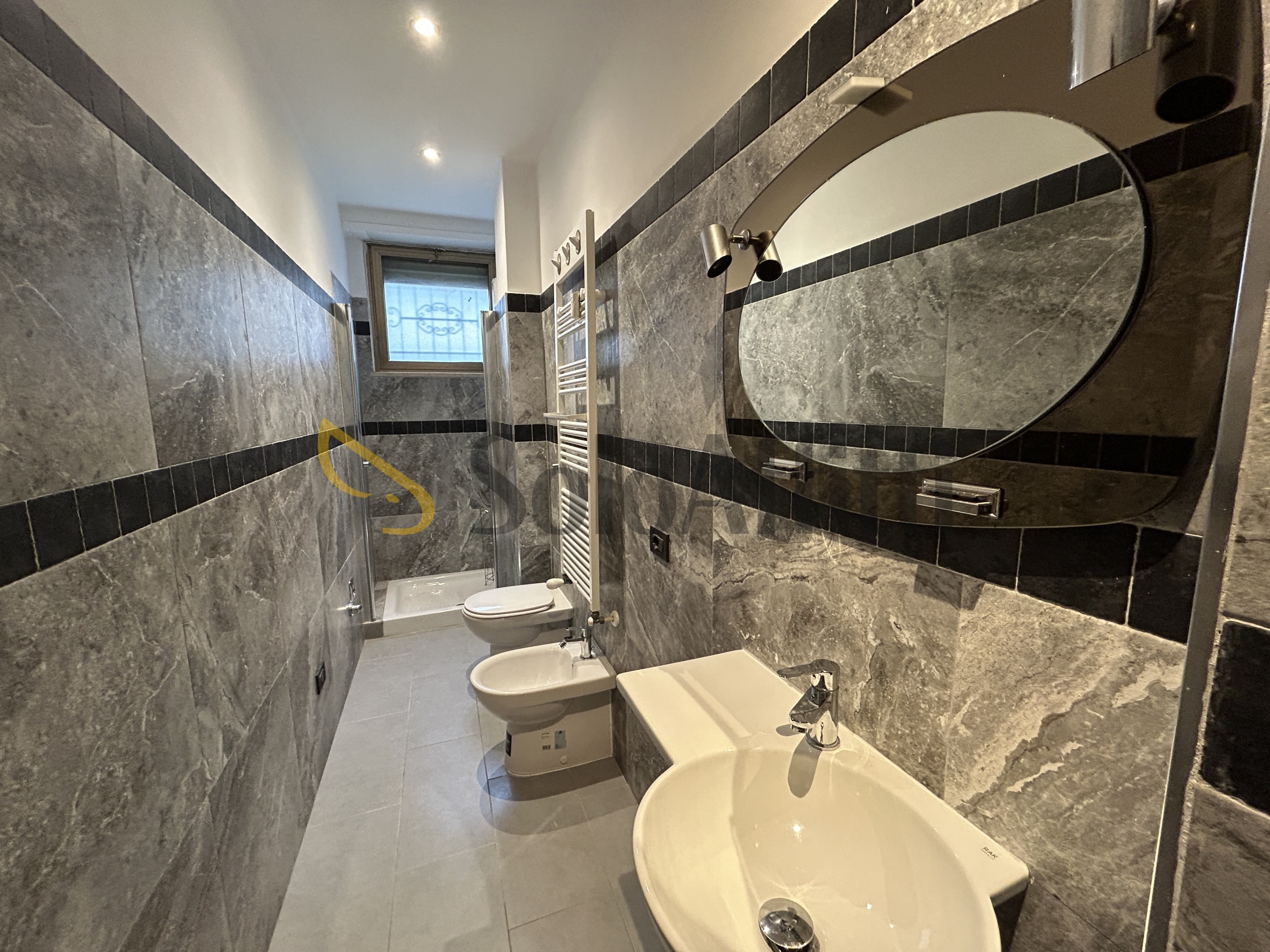 Immagine 22 di Appartamento in affitto  in Strada del Cantello 3 a Torino