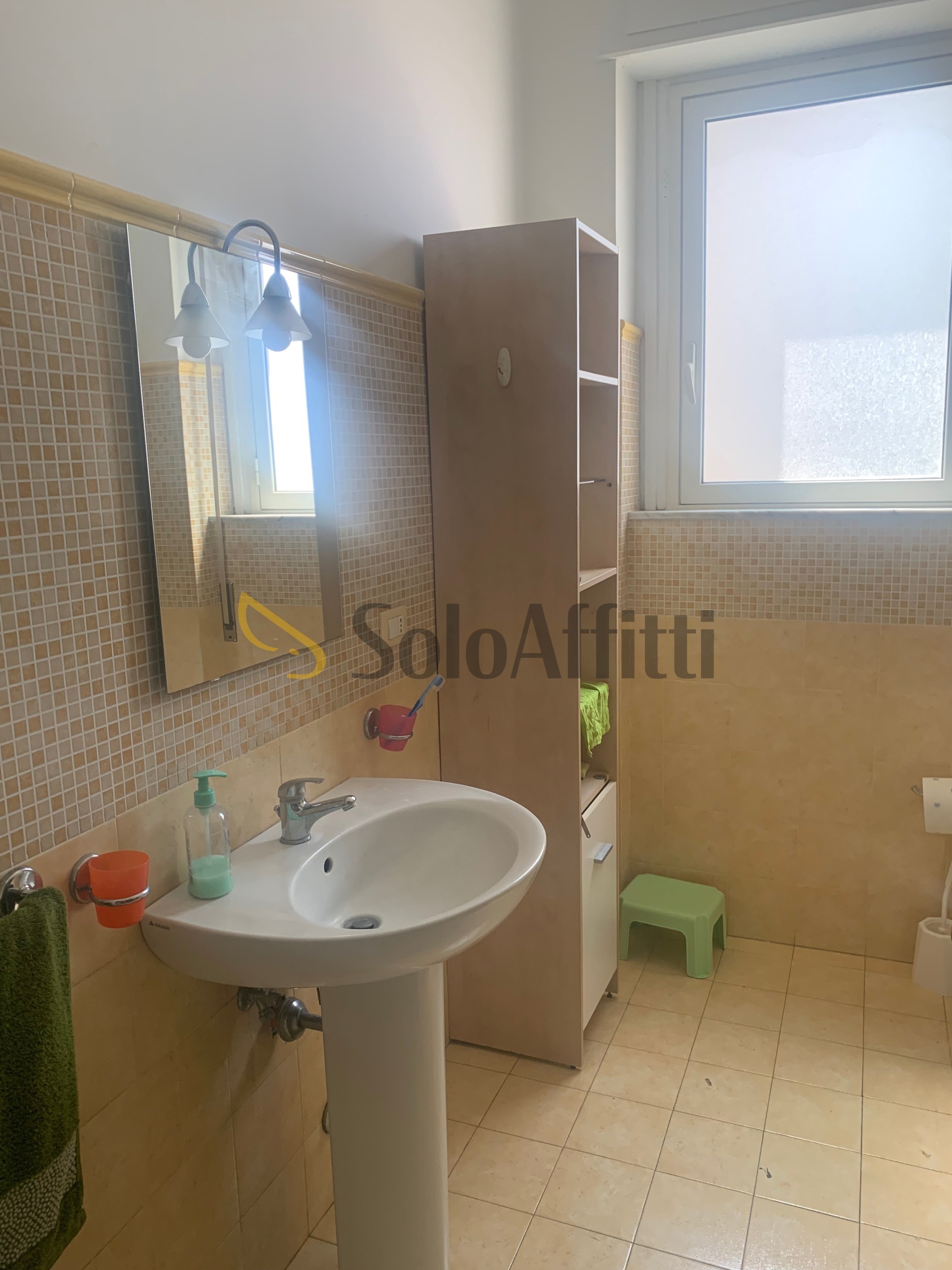 Immagine 8 di Stanza singola in affitto  in Viale Jonio 124 a Catania