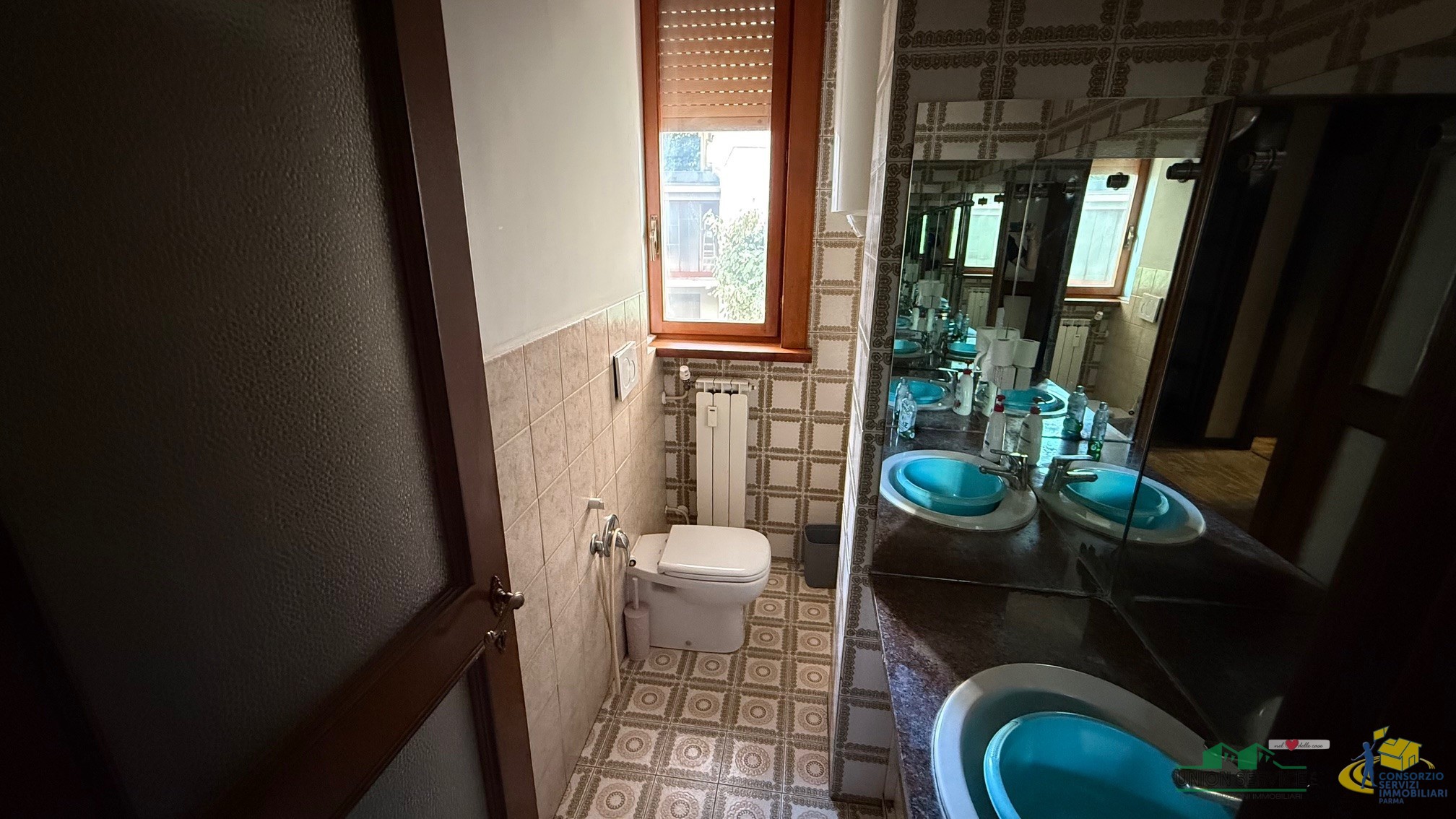 Immagine 19 di Quadrilocale in vendita  in Viale Vittorio Bottego 10 a Parma