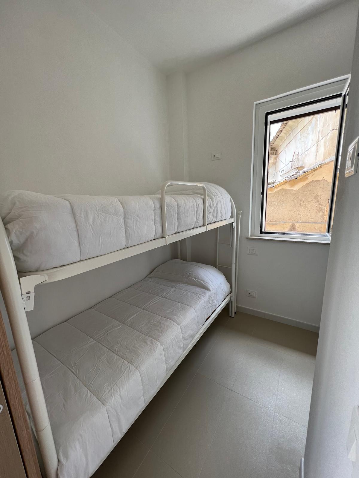 Immagine 17 di Casa indipendente in vendita  in Via Leni 4 a Modica