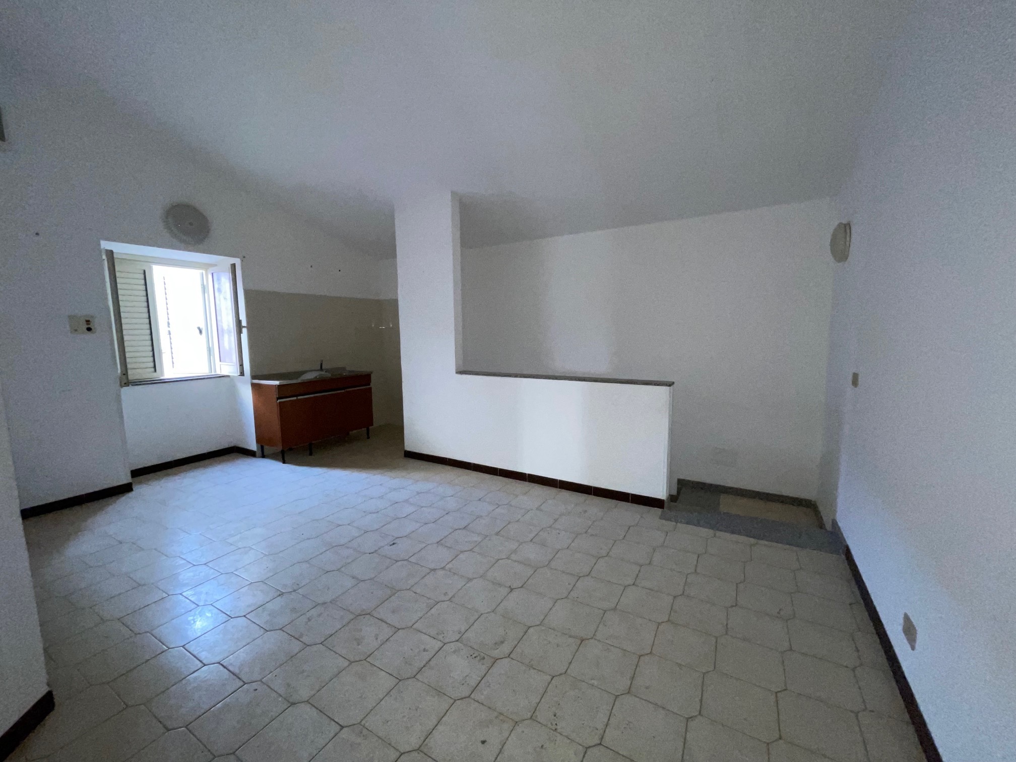 Immagine 7 di Porzione di casa in vendita  in FILAROTA a Modica