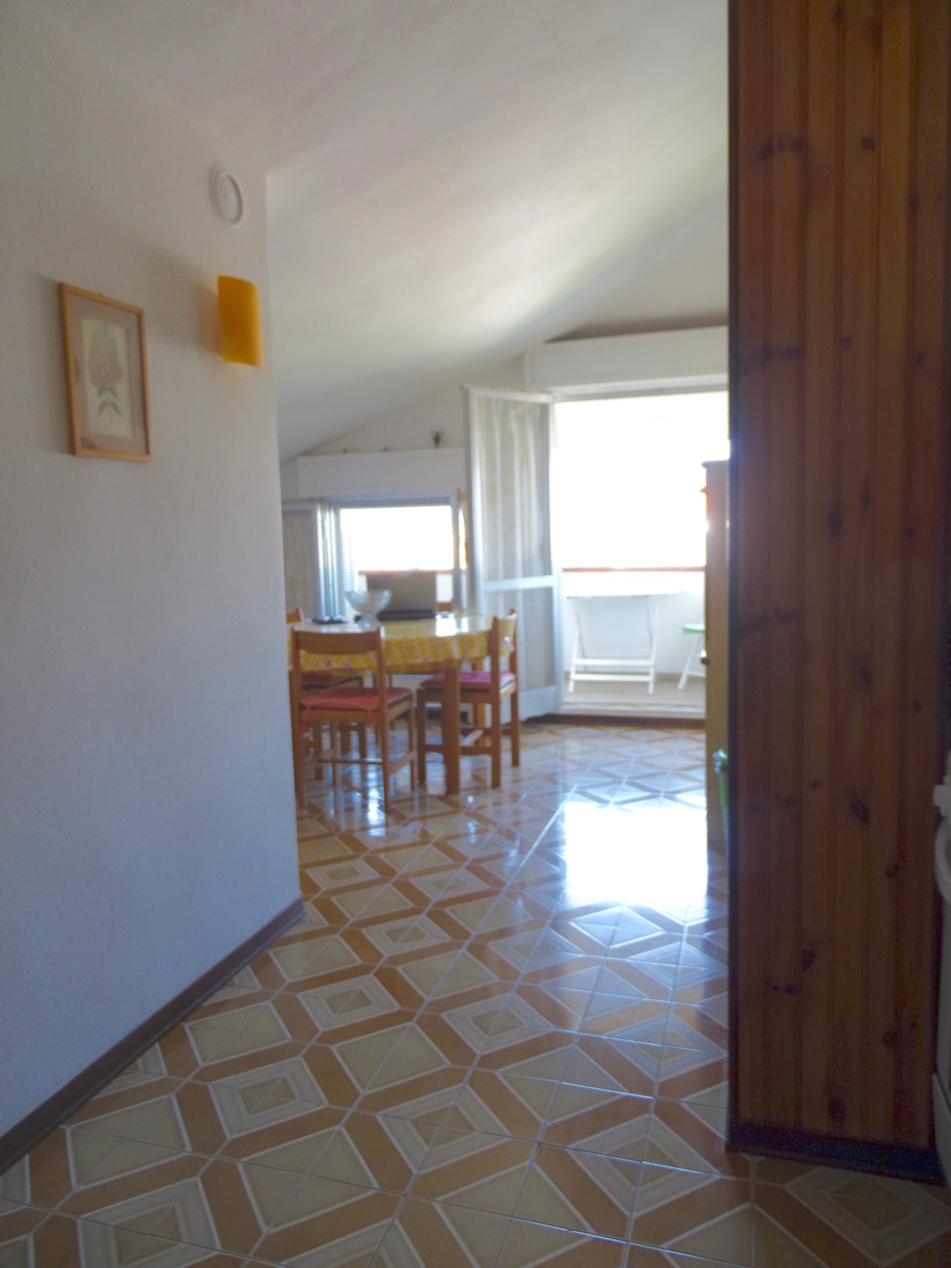 Immagine 1 di Mansarda in vendita  a Ameglia