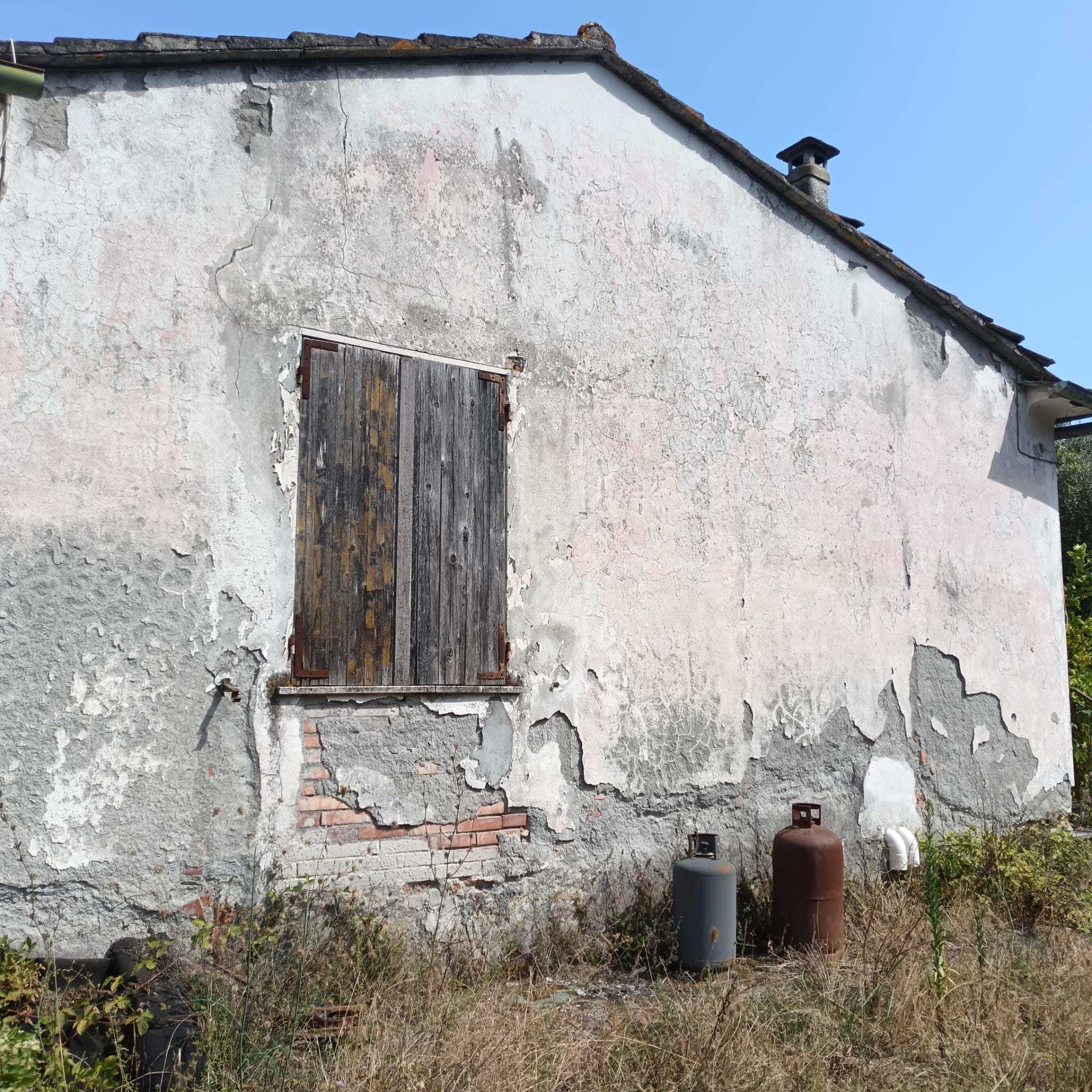 Immagine 10 di Rustico / casale in vendita  a Castelnuovo Magra